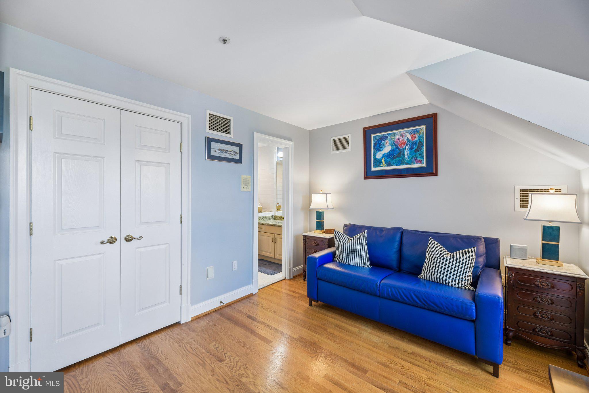 HARBORSIDE - Residential