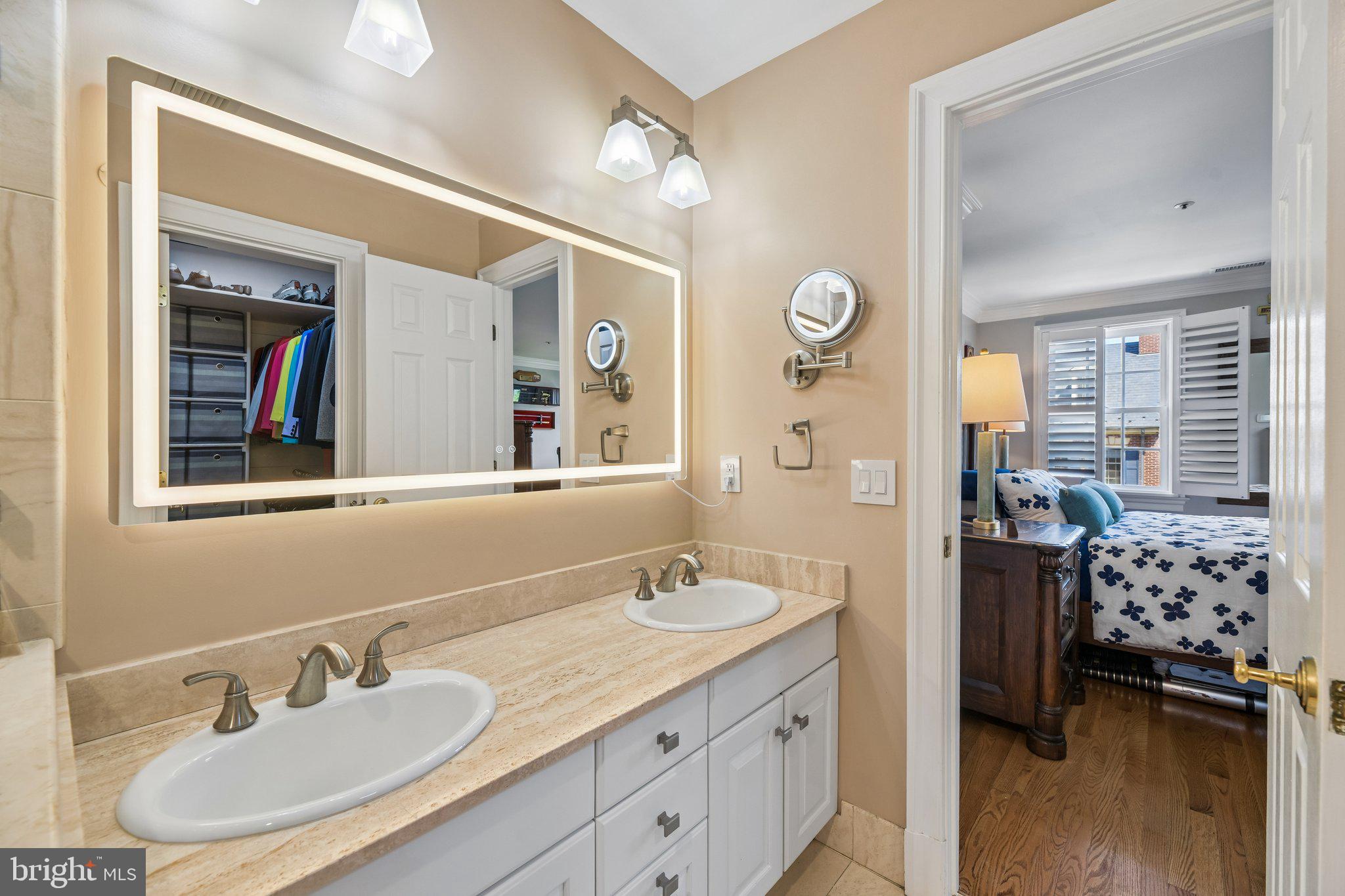 HARBORSIDE - Residential