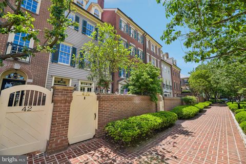Photo of 42 Wolfe Street #A, ALEXANDRIA, VA 22314 (MLS # VAAX2060042)