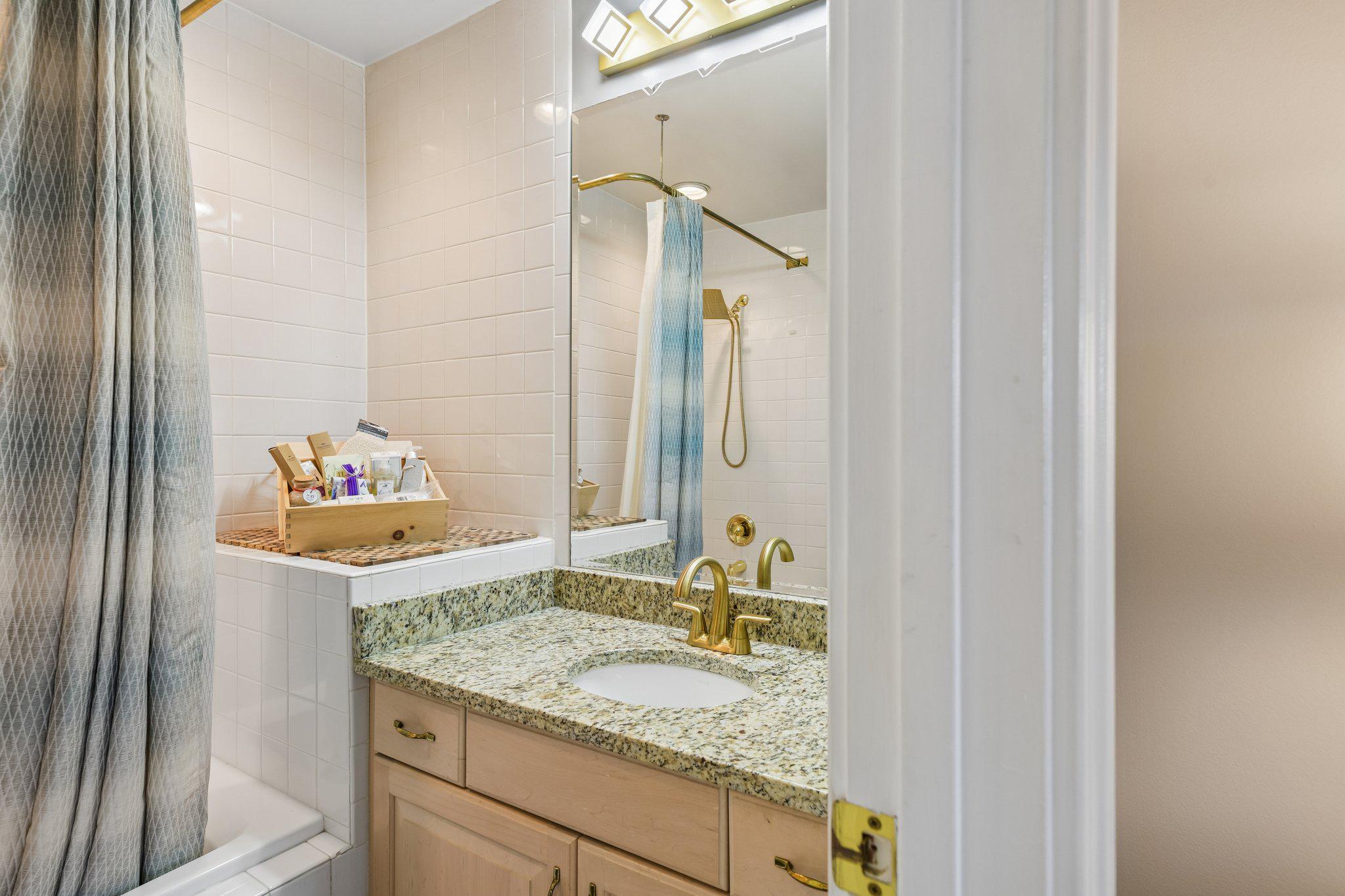 HARBORSIDE - Residential