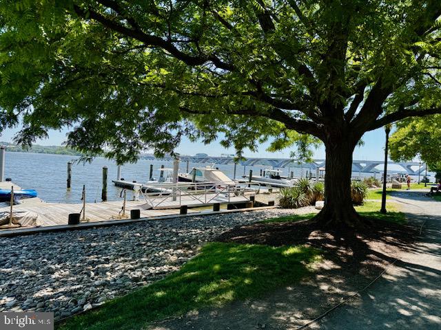 HARBORSIDE - Residential