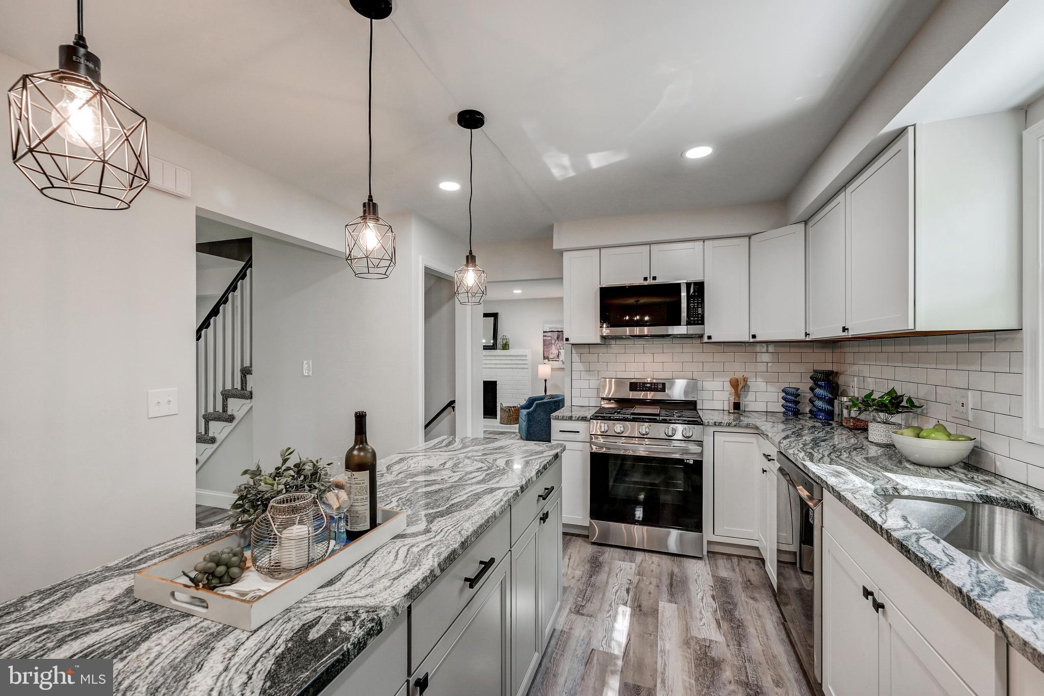 MOUNT HEBRON - Residential