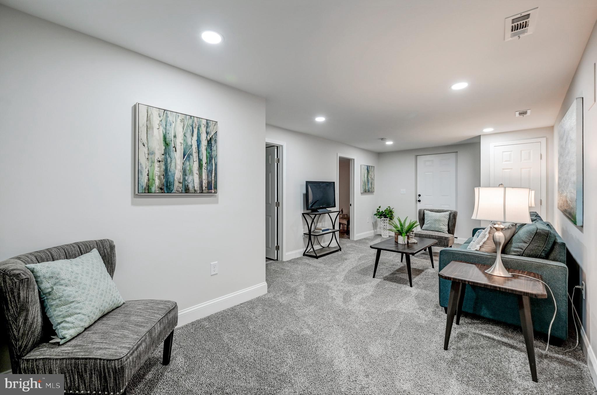 MOUNT HEBRON - Residential