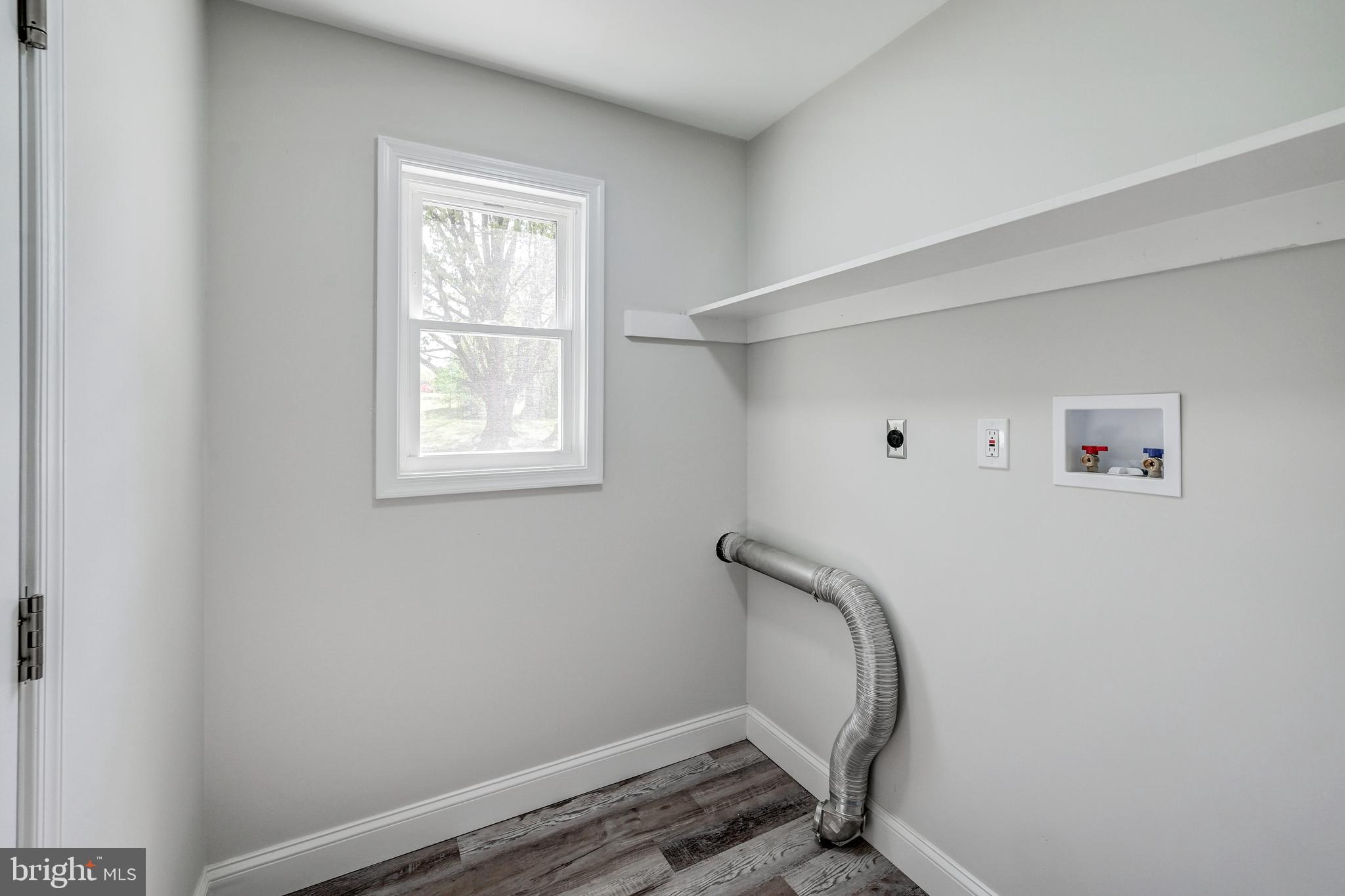 MOUNT HEBRON - Residential