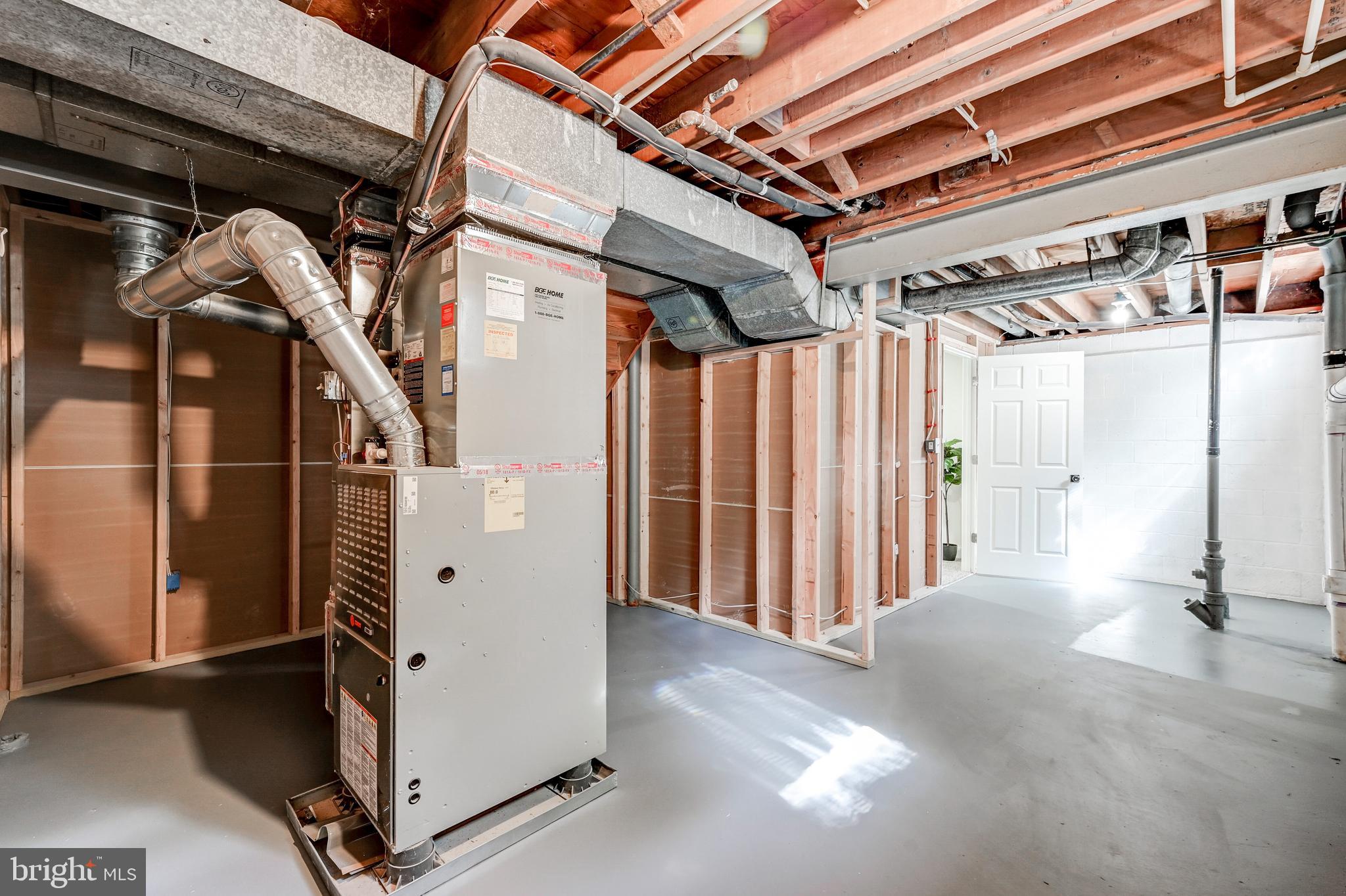 MOUNT HEBRON - Residential