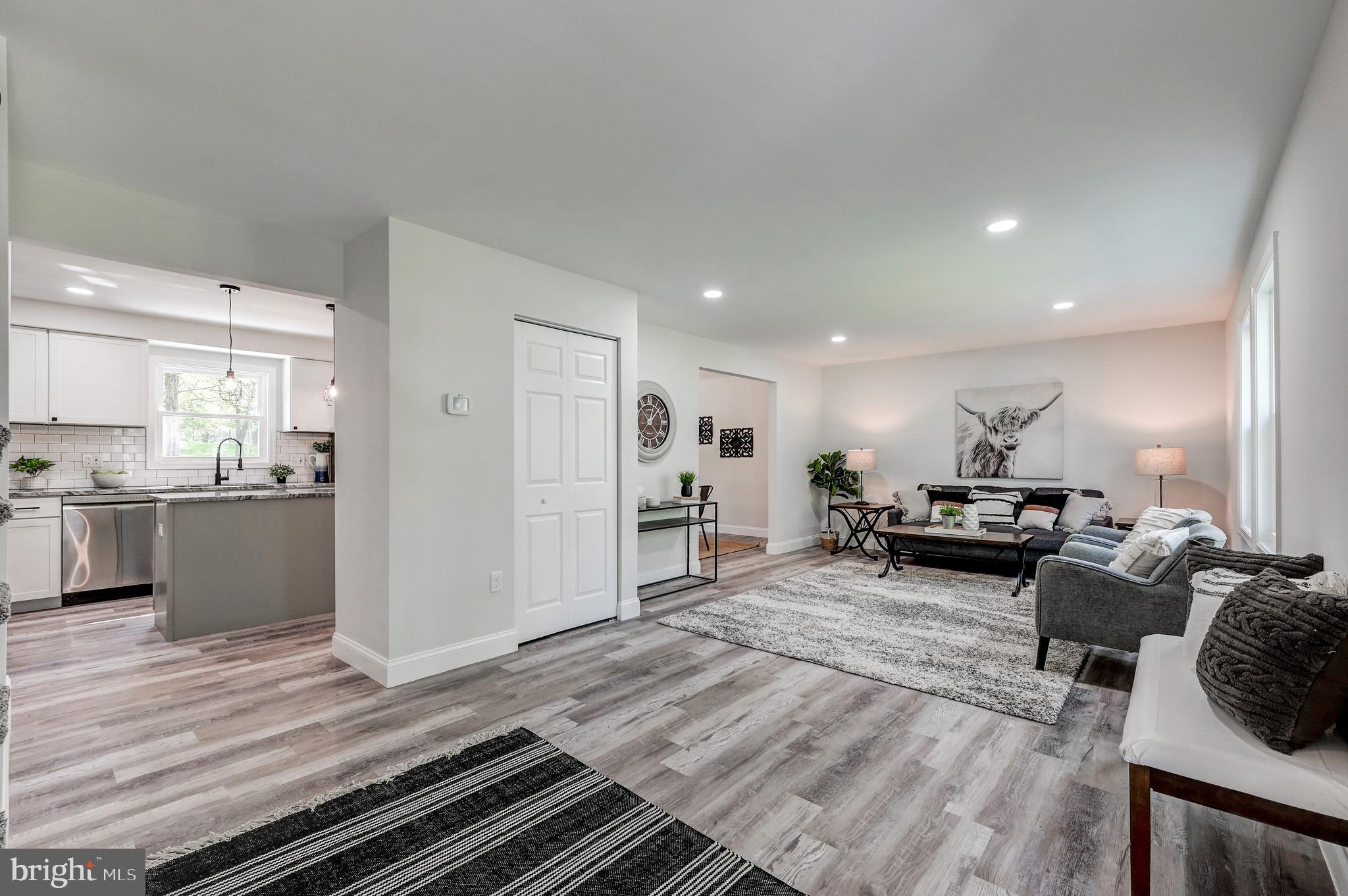 MOUNT HEBRON - Residential