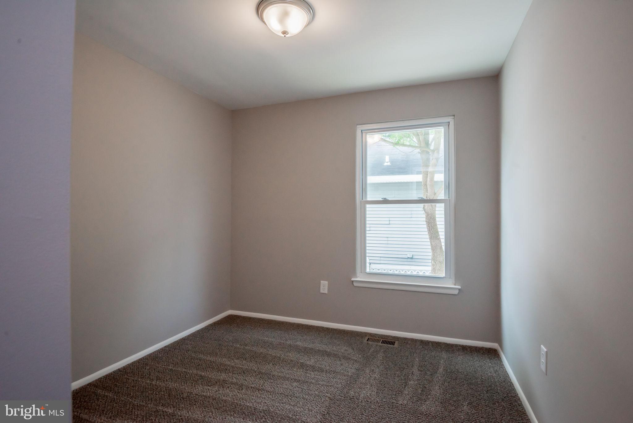 OXFORD ACRES - Residential