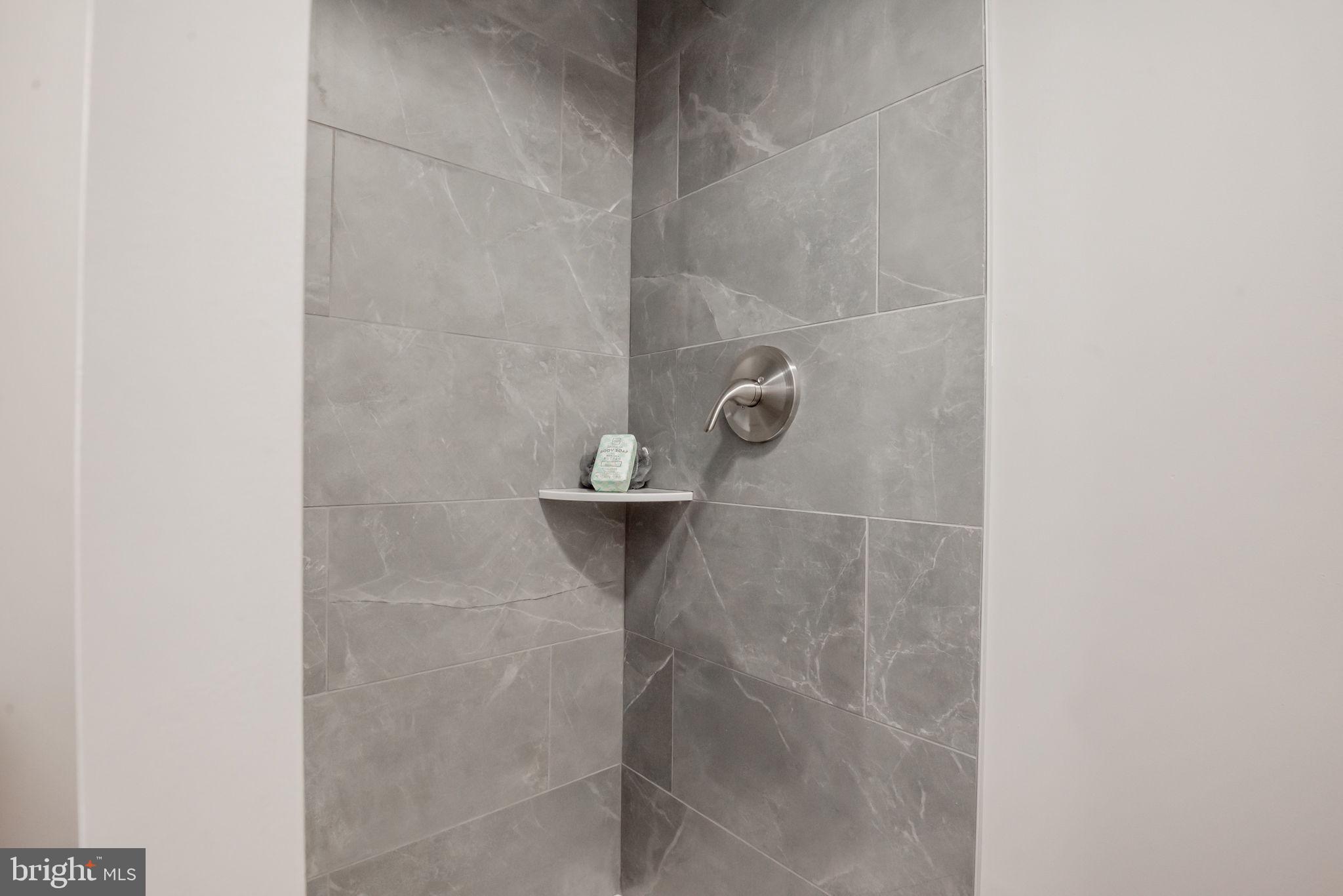 OXFORD ACRES - Residential