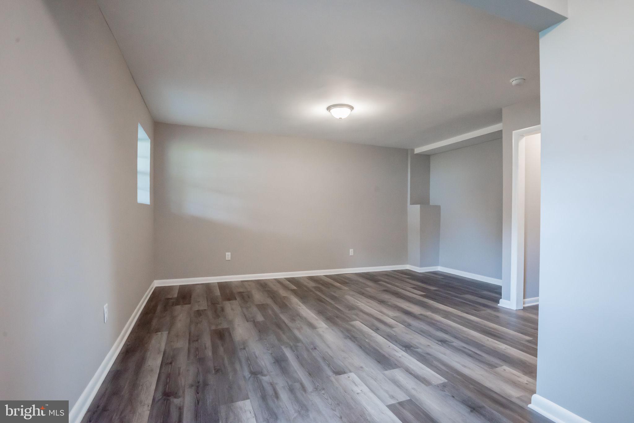 OXFORD ACRES - Residential