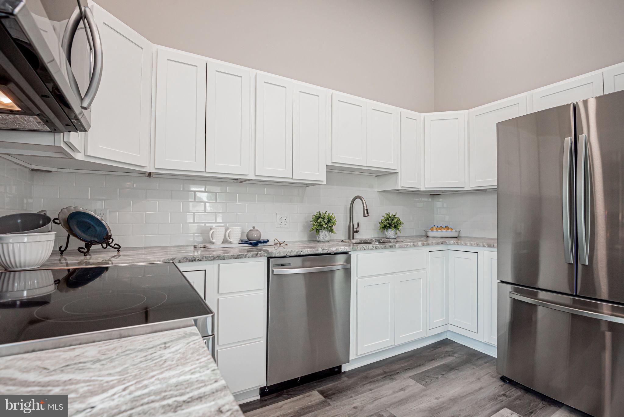 OXFORD ACRES - Residential