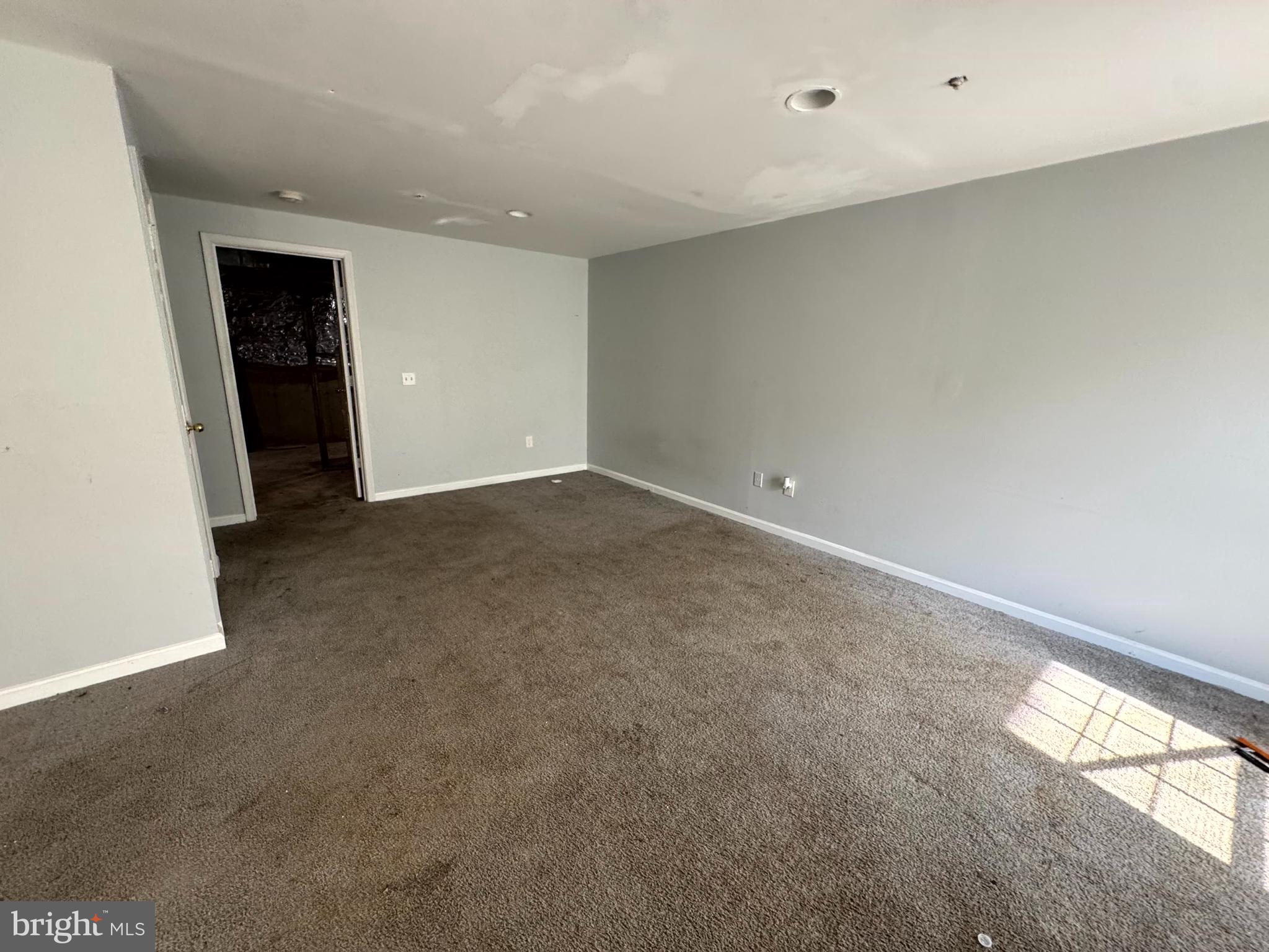 WINSTEN ESTATES - Residential