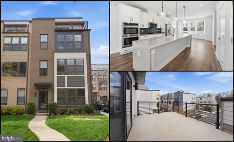 Townhouse For Sale - 1650 Bandit Loop<br/> RESTON, VA 20190