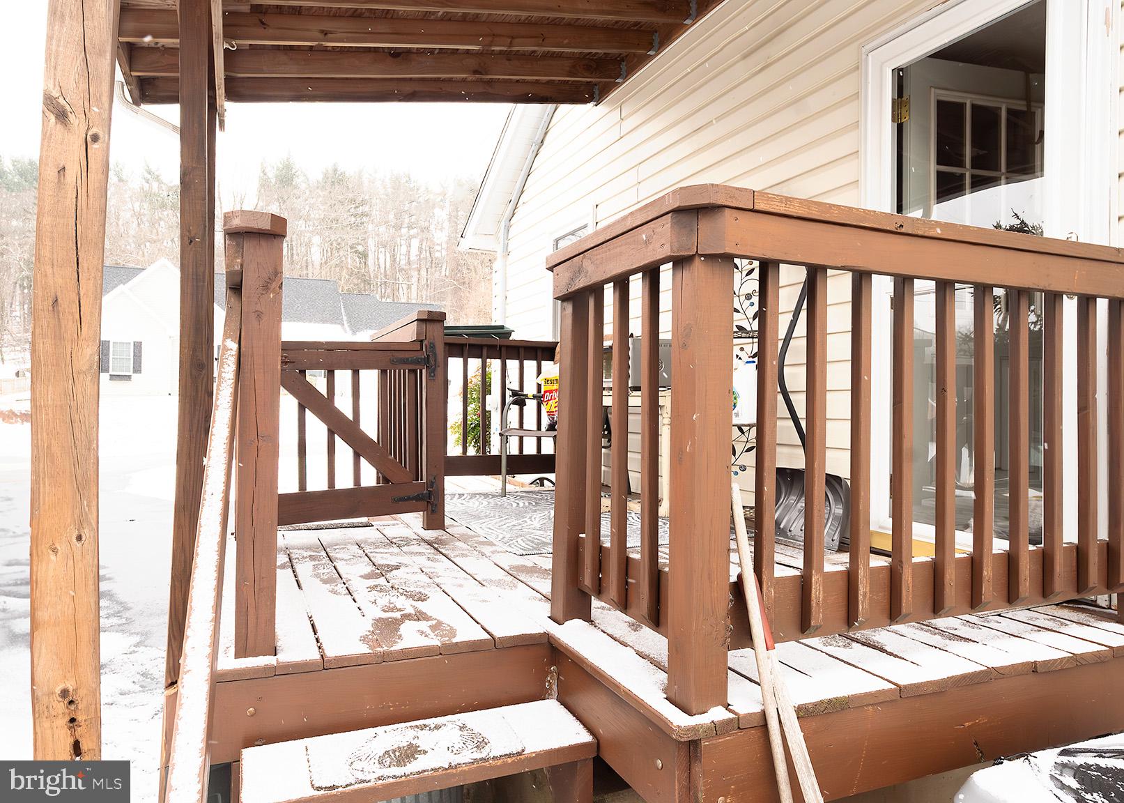 PLEASUREVILLE - Residential