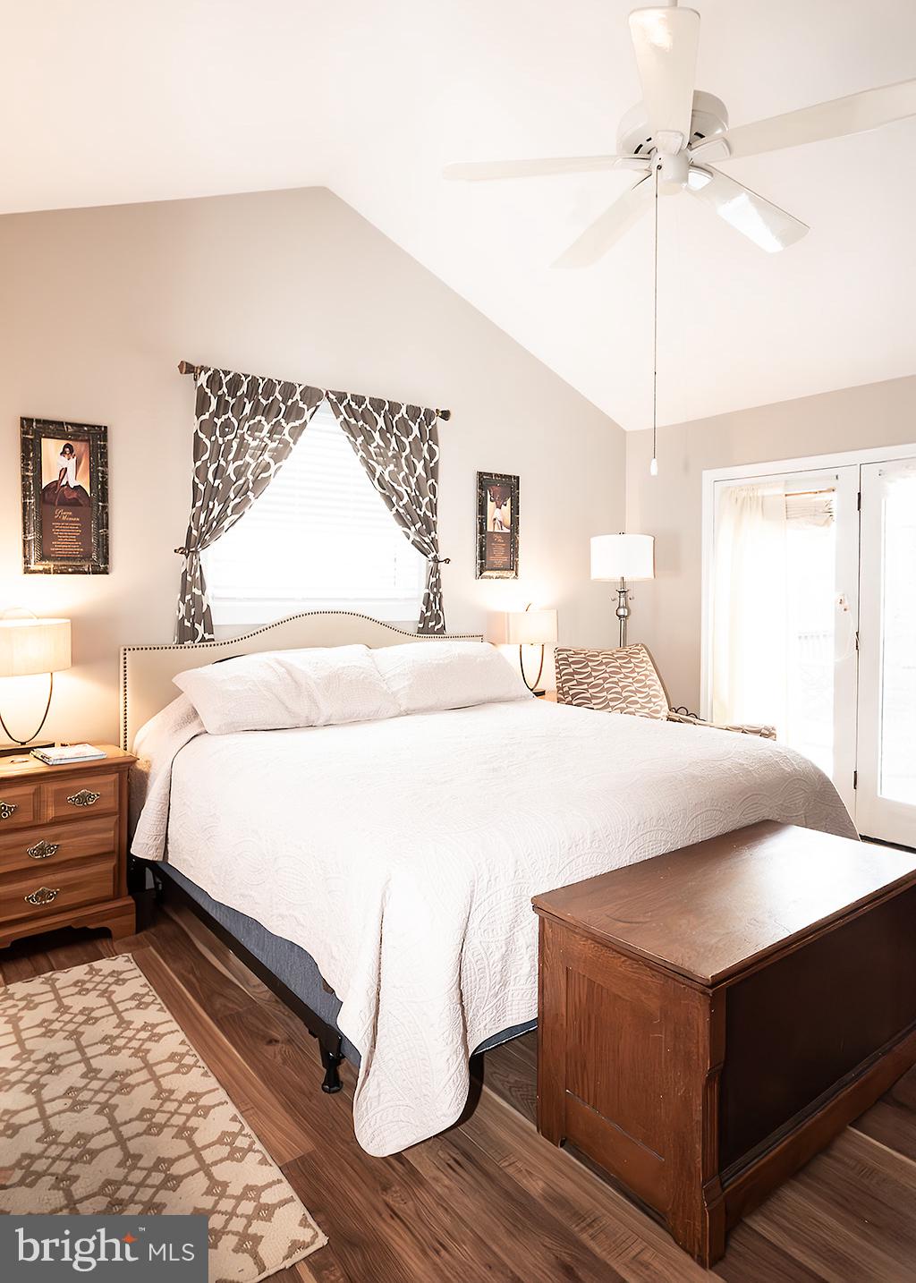 PLEASUREVILLE - Residential