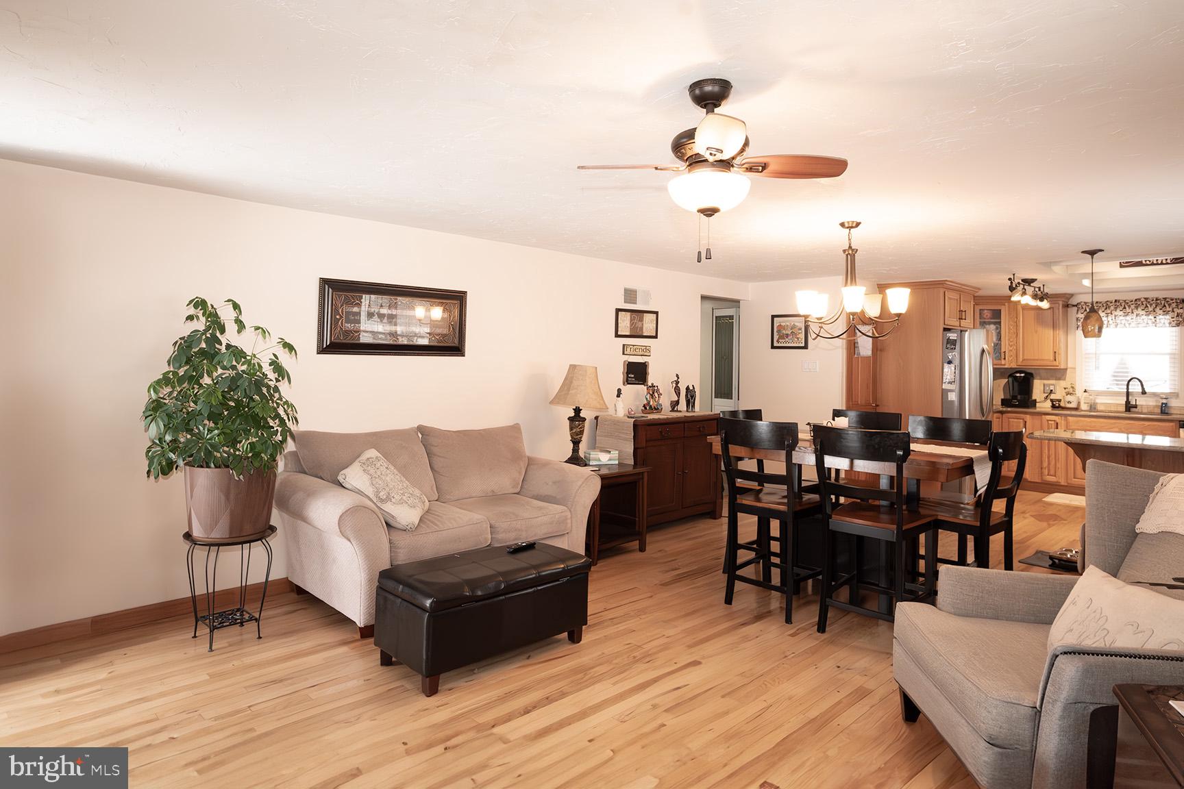 PLEASUREVILLE - Residential