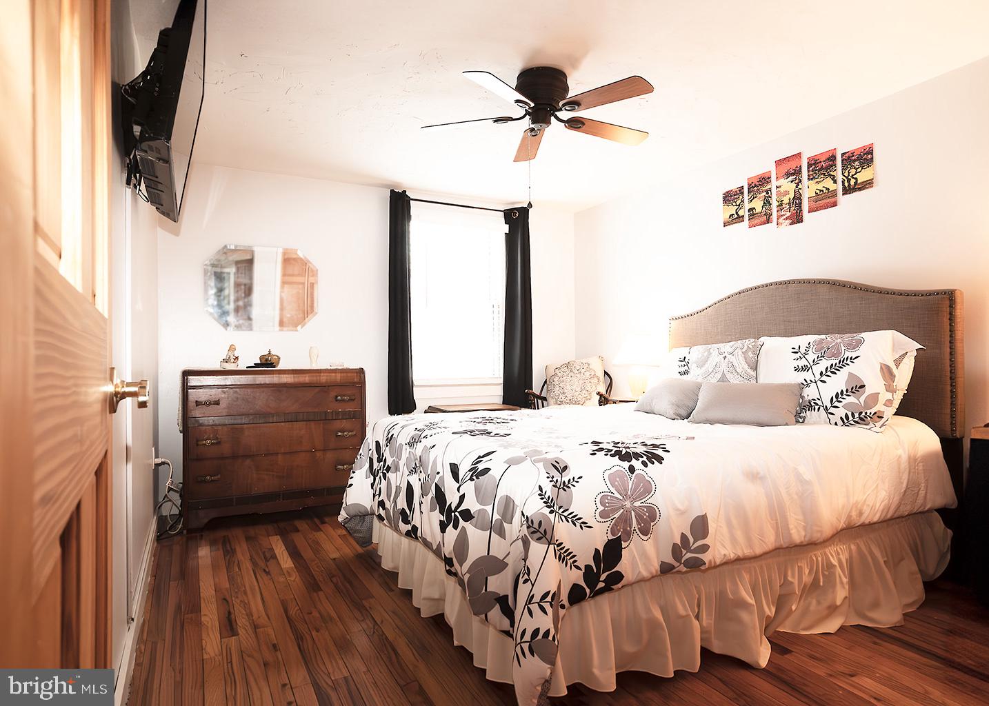 PLEASUREVILLE - Residential