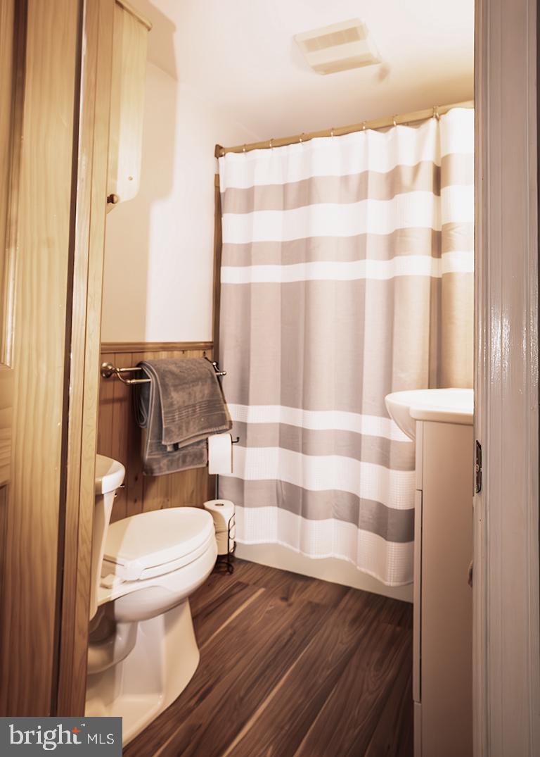 PLEASUREVILLE - Residential