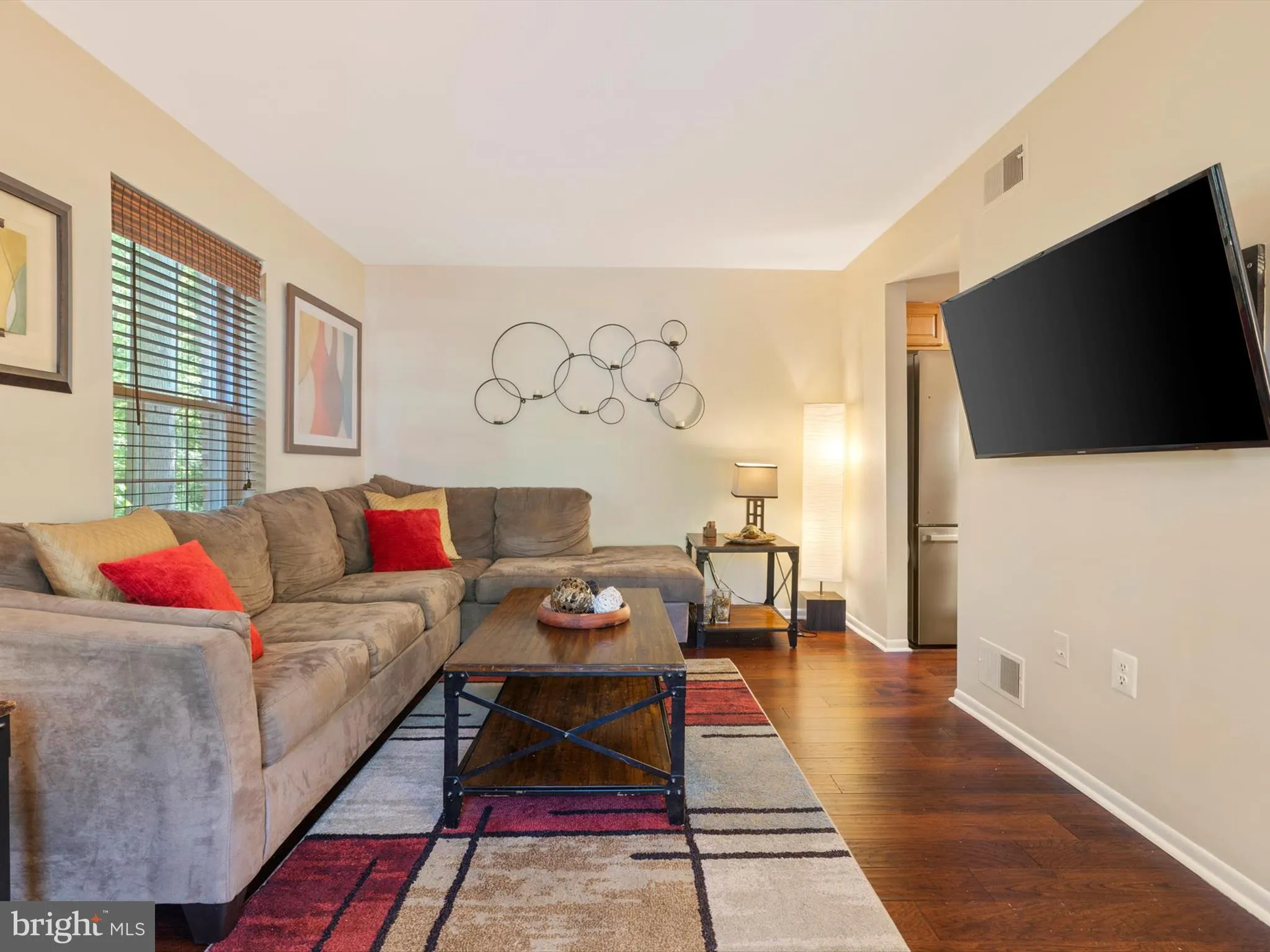 Columbia, Maryland 21045, United States, 3 Bedrooms Bedrooms, ,3 BathroomsBathrooms,Residential,Pending,112309