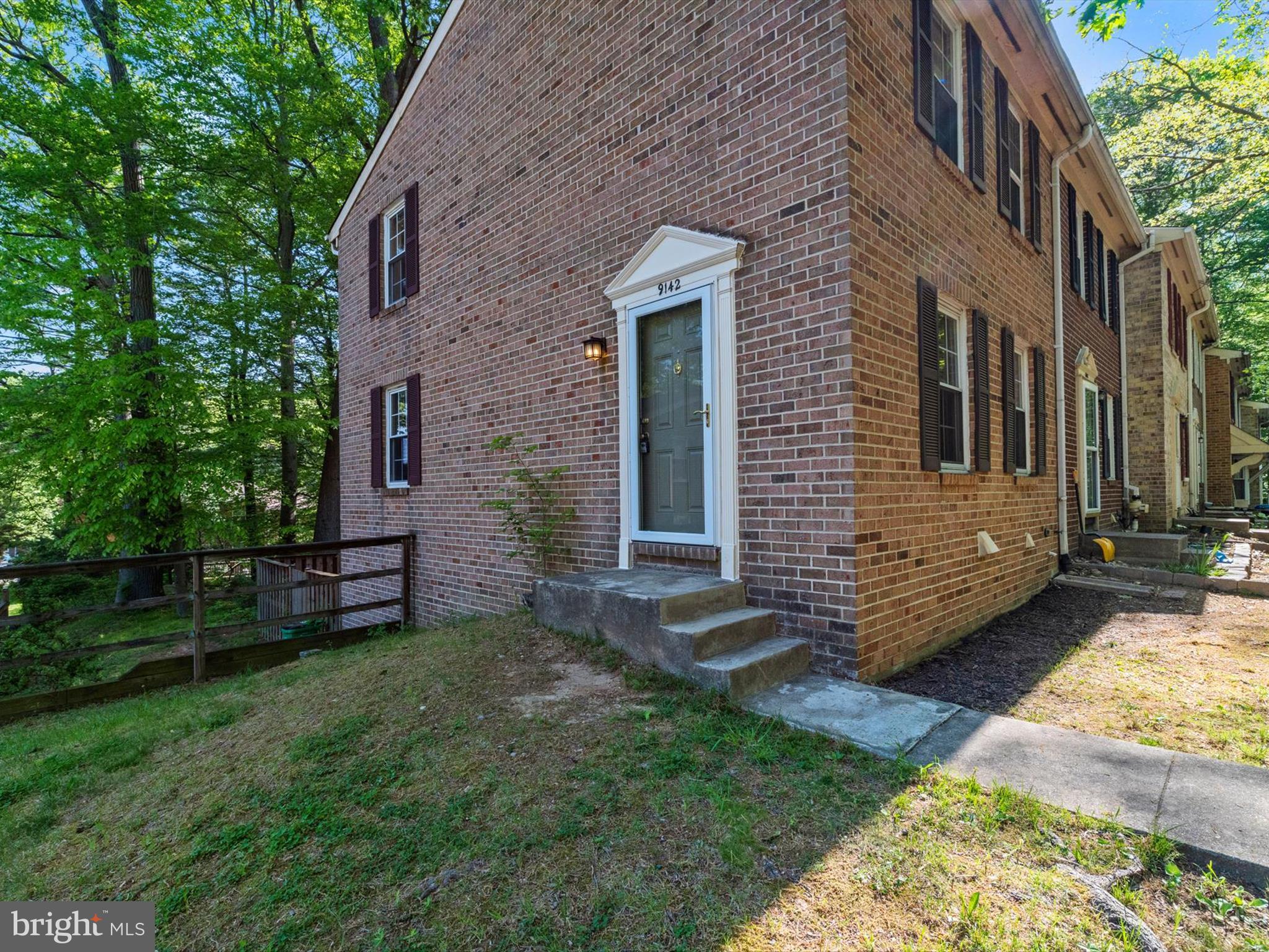 WOODED RIDGE - Residential