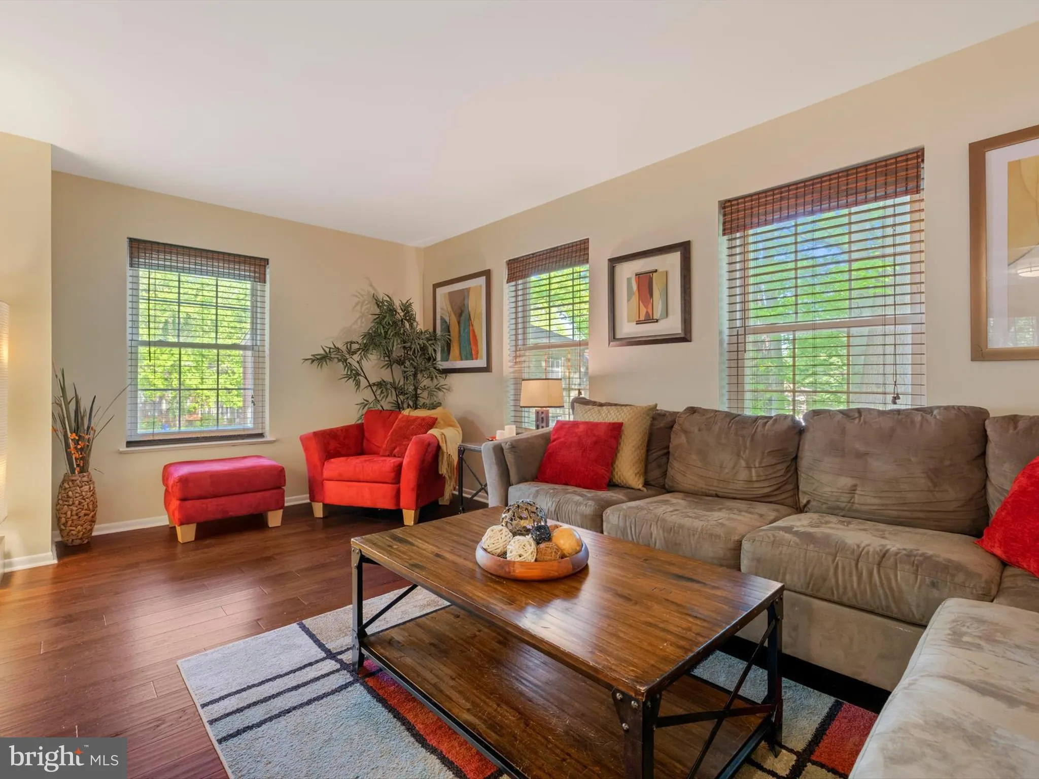 Columbia, Maryland 21045, United States, 3 Bedrooms Bedrooms, ,3 BathroomsBathrooms,Residential,Pending,112309