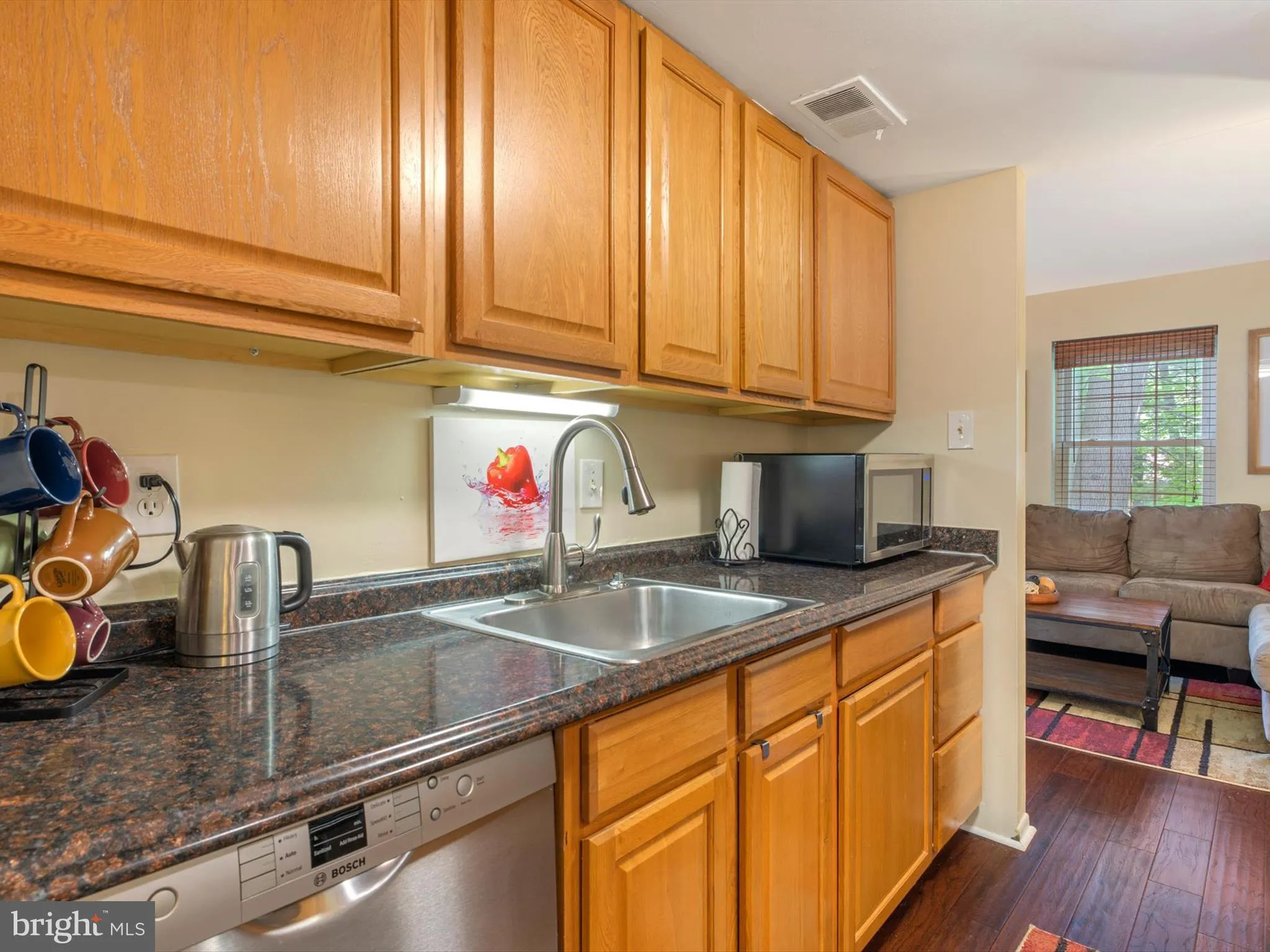 Columbia, Maryland 21045, United States, 3 Bedrooms Bedrooms, ,3 BathroomsBathrooms,Residential,Pending,112309