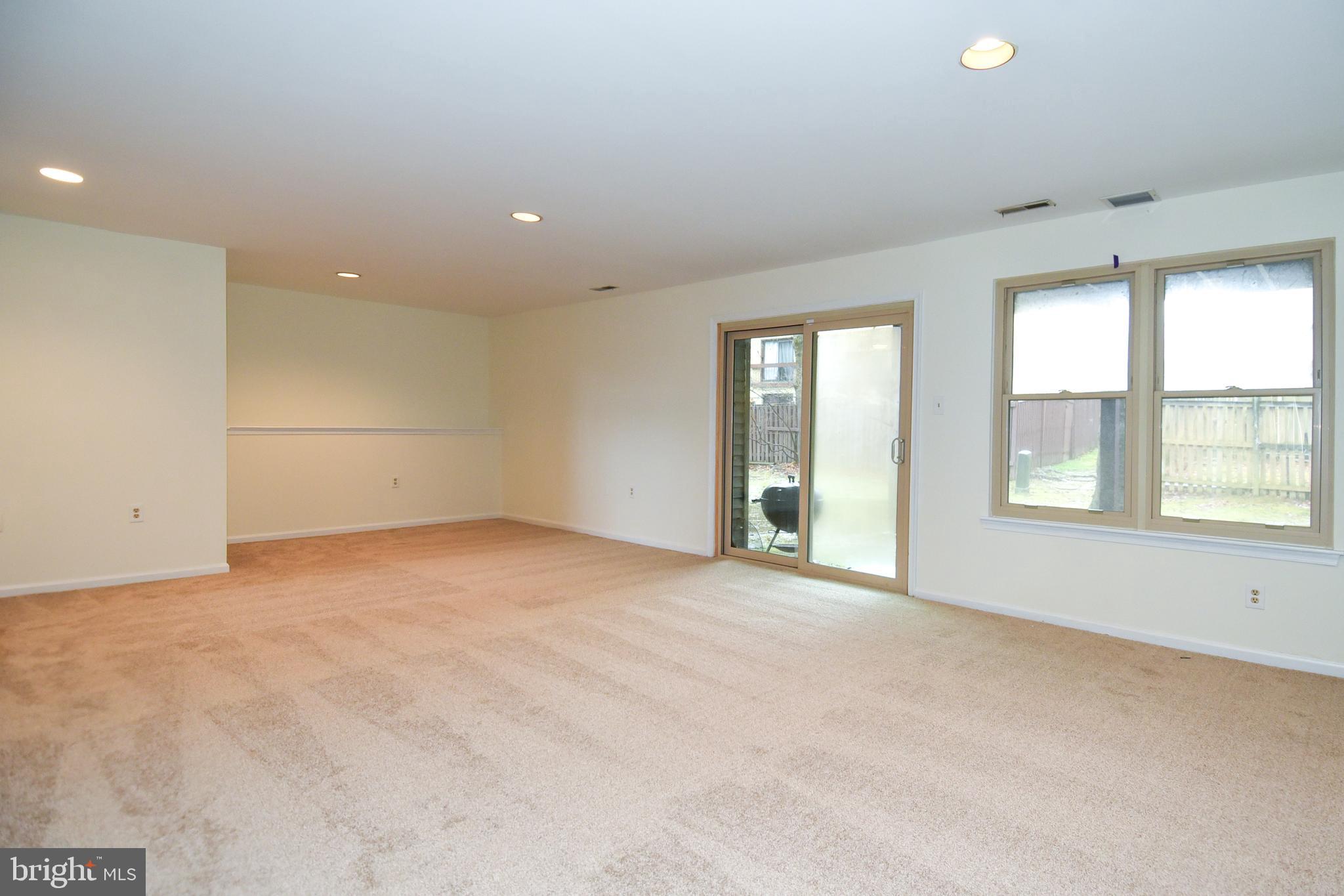 VILLAGE COMMONS - Residential