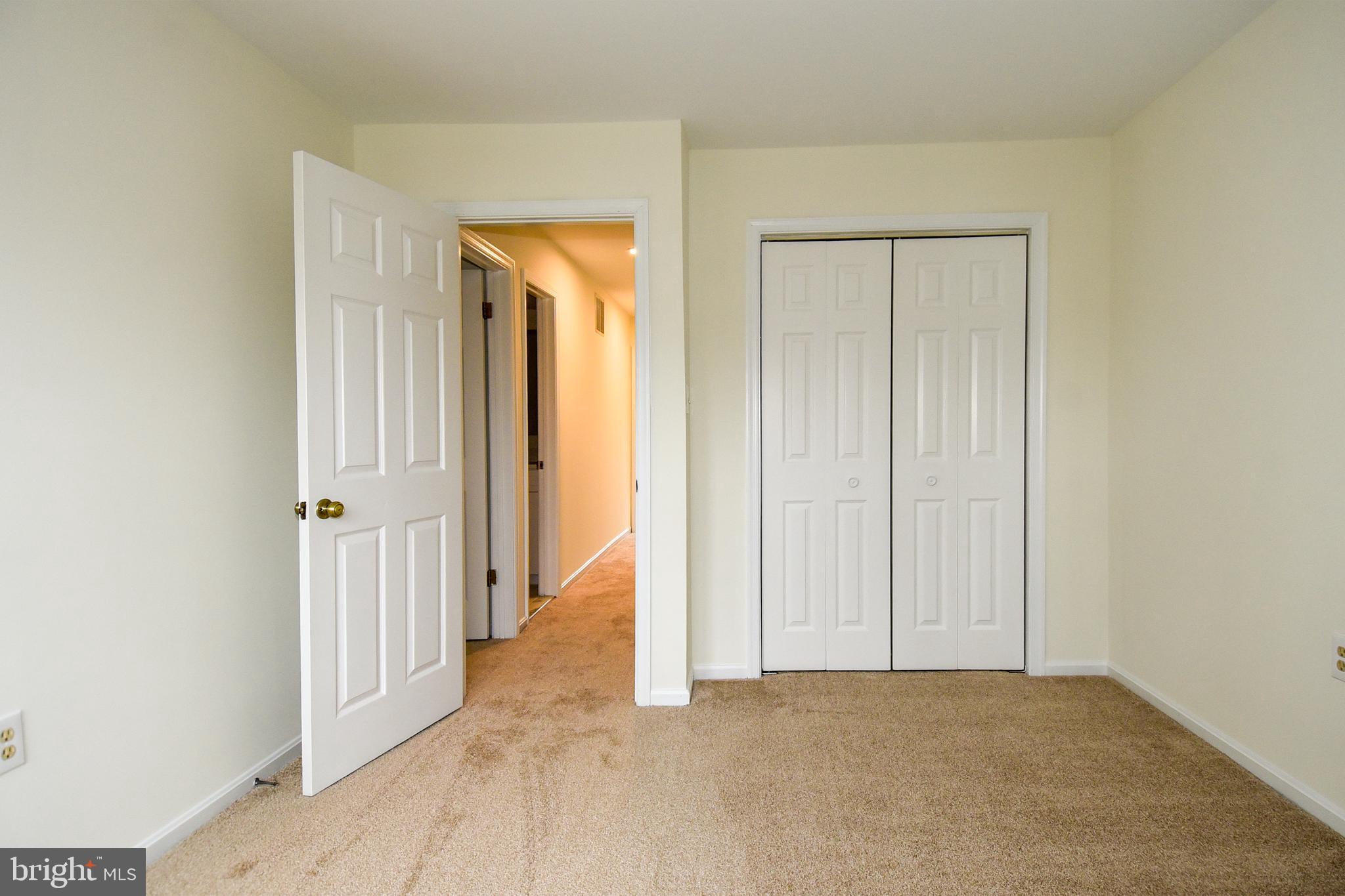 VILLAGE COMMONS - Residential