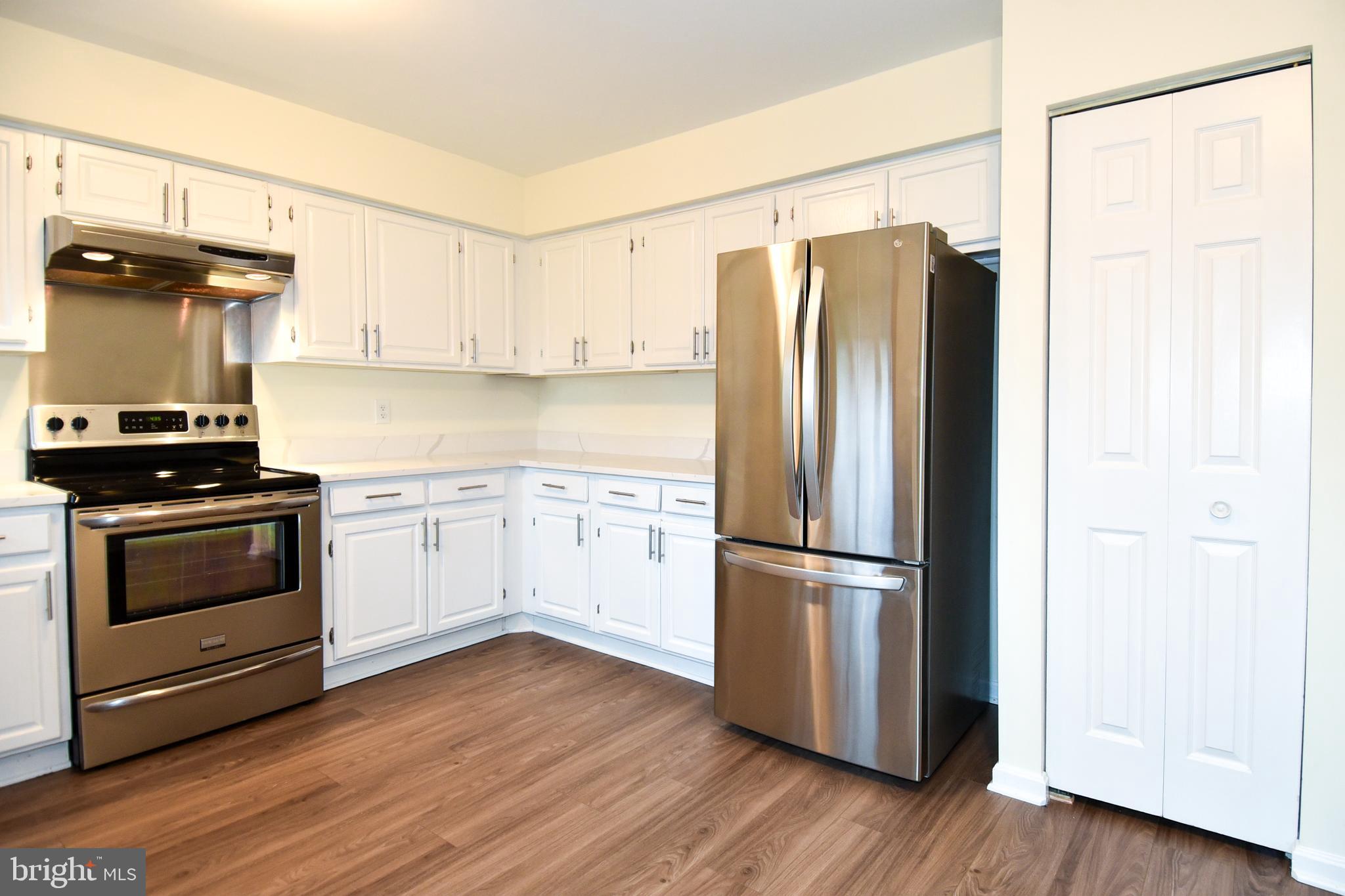 VILLAGE COMMONS - Residential