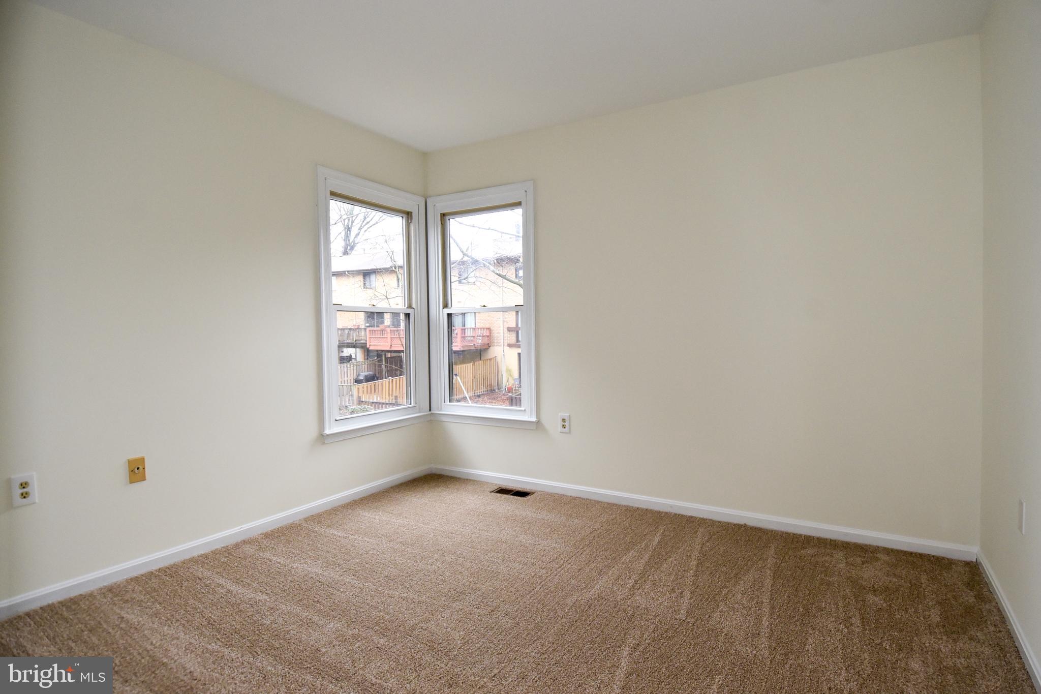 VILLAGE COMMONS - Residential