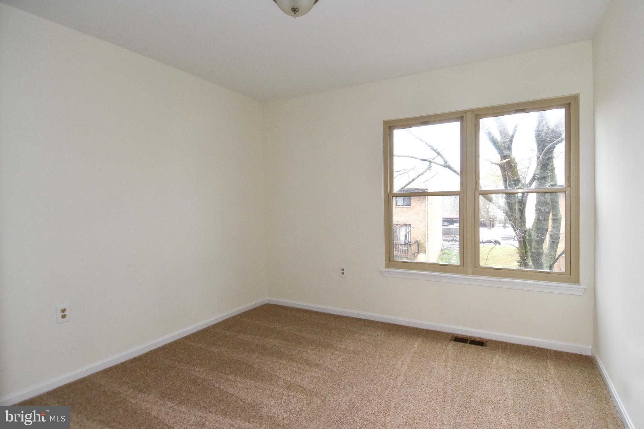 VILLAGE COMMONS - Residential