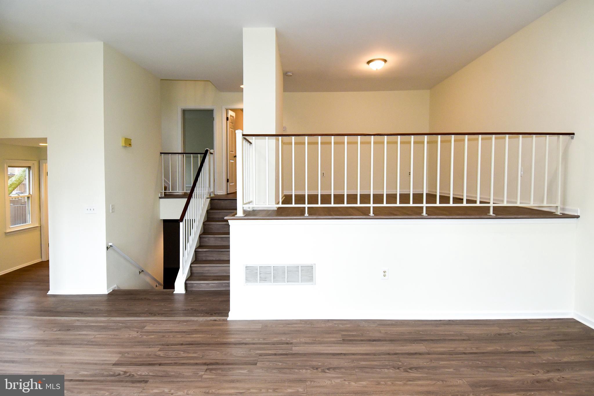 VILLAGE COMMONS - Residential