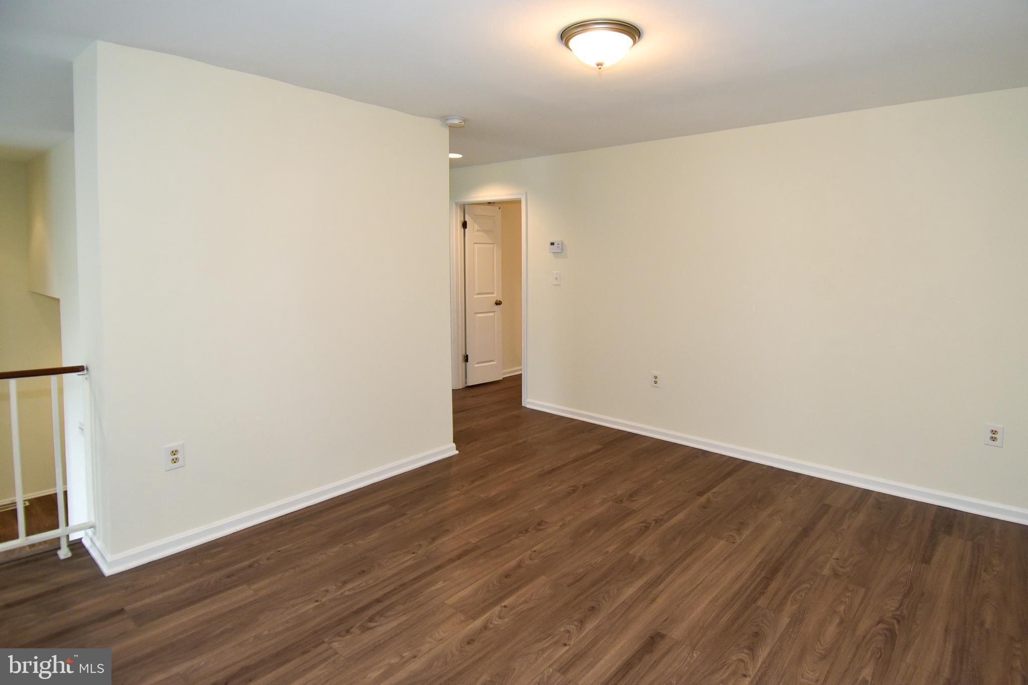 VILLAGE COMMONS - Residential