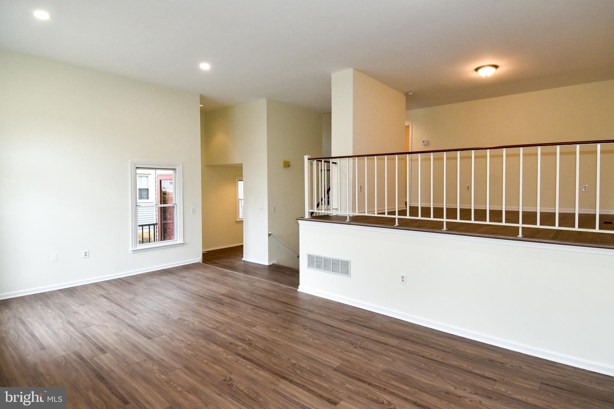 VILLAGE COMMONS - Residential