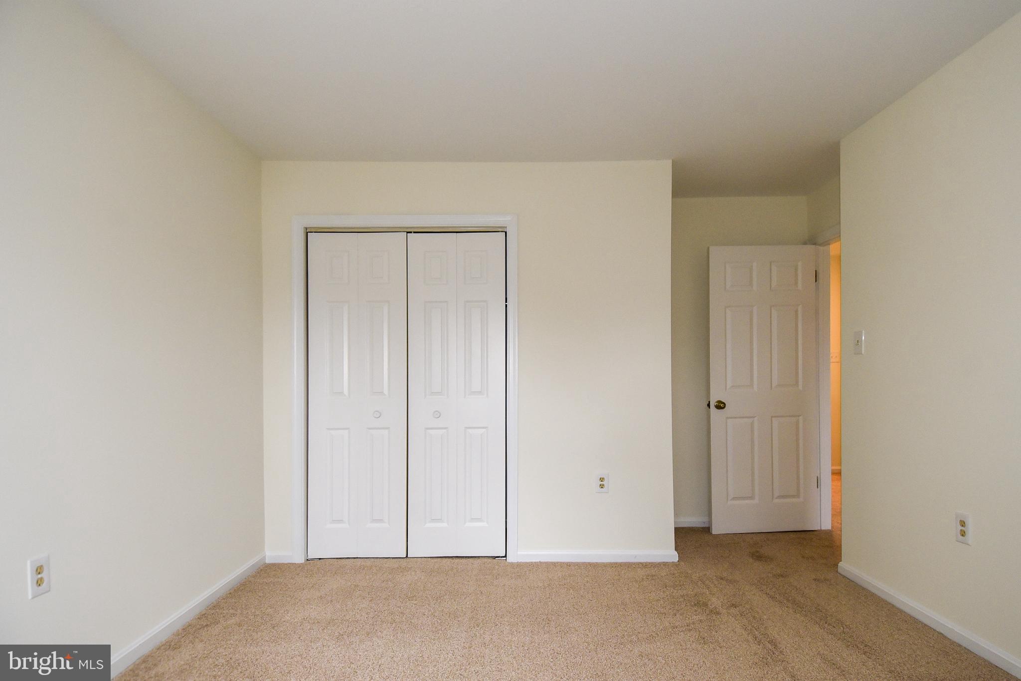 VILLAGE COMMONS - Residential