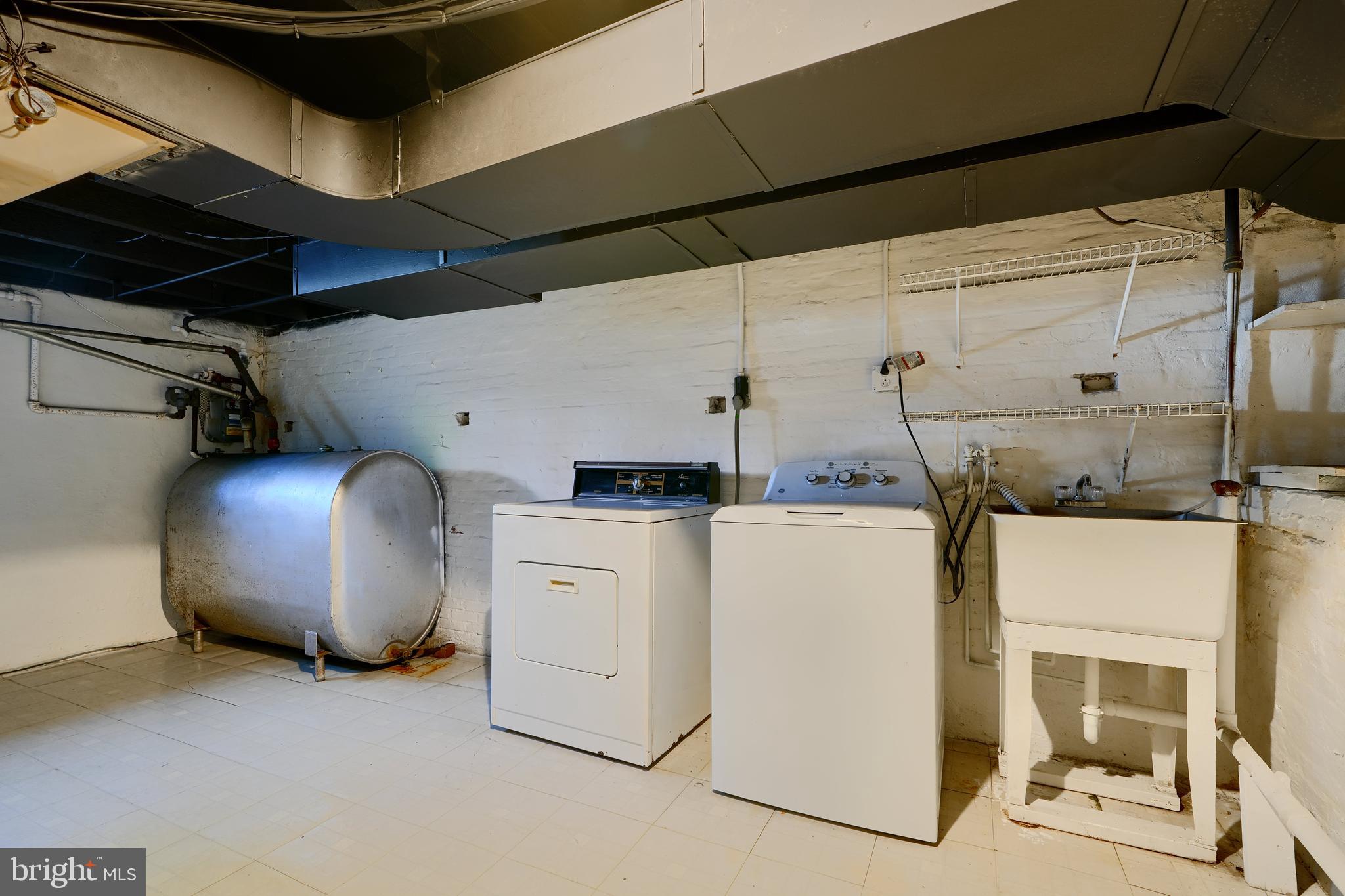 UPPER FELLS POINT - Residential Lease