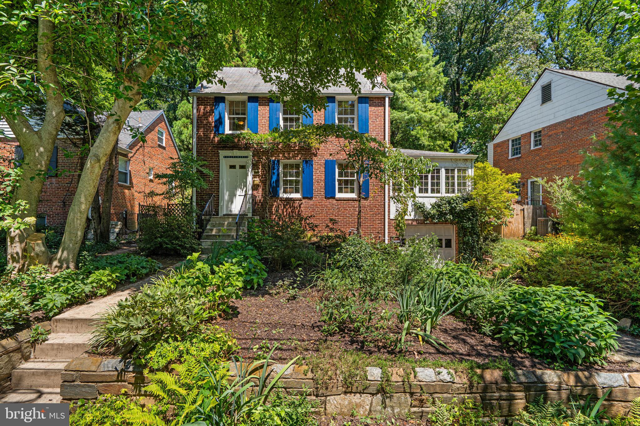 505 THAYER AVENUE
