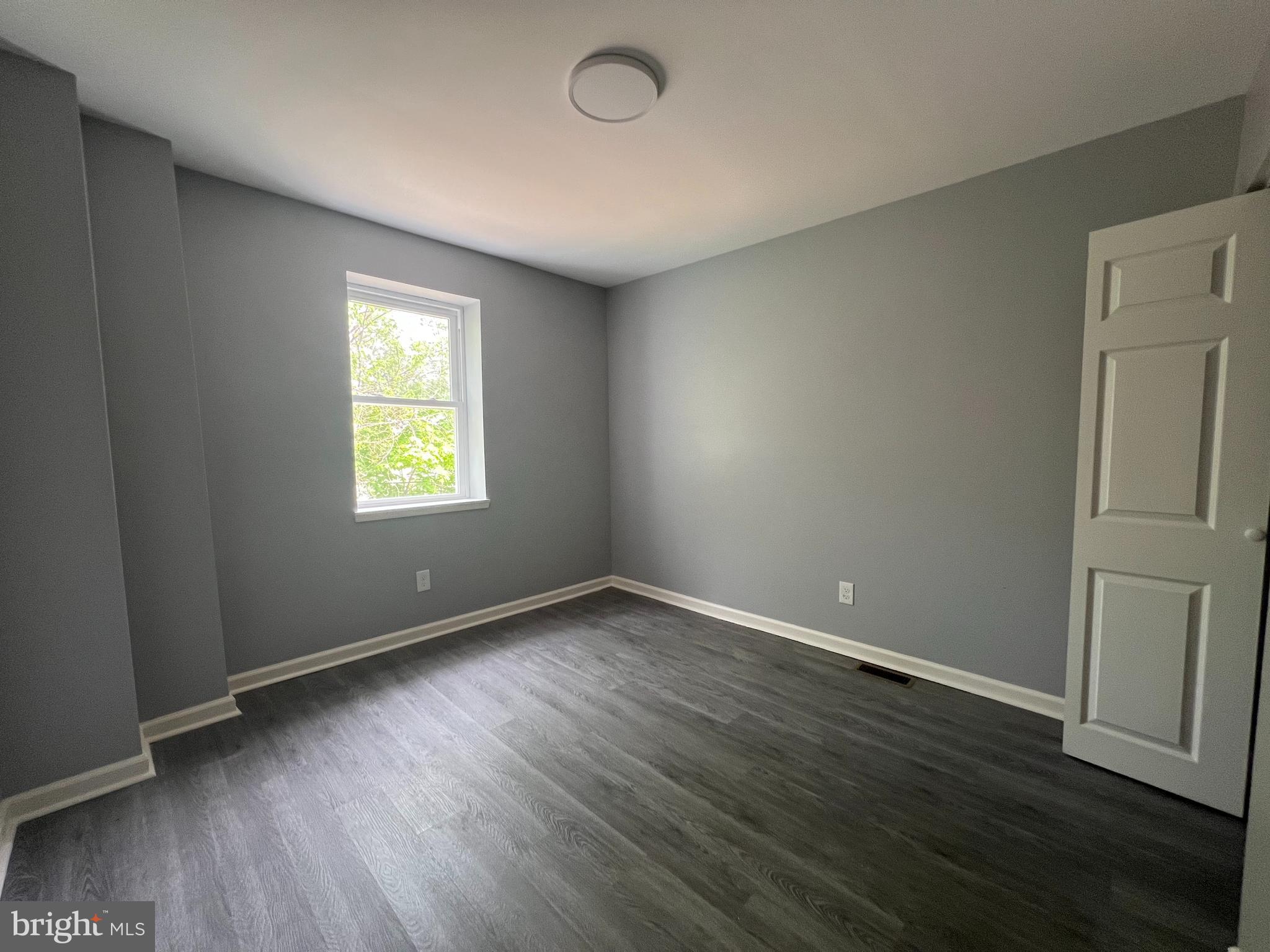 MANTUA - Residential Lease