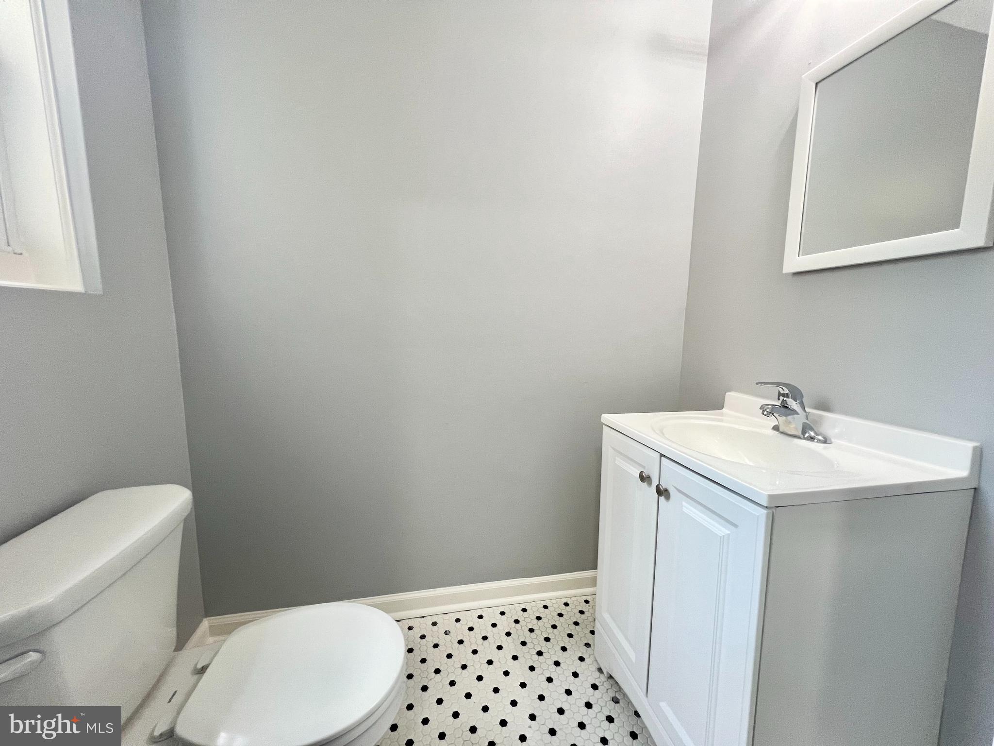 MANTUA - Residential Lease