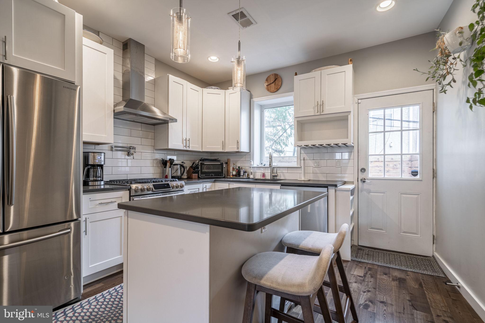 GRADUATE HOSPITAL - Residential