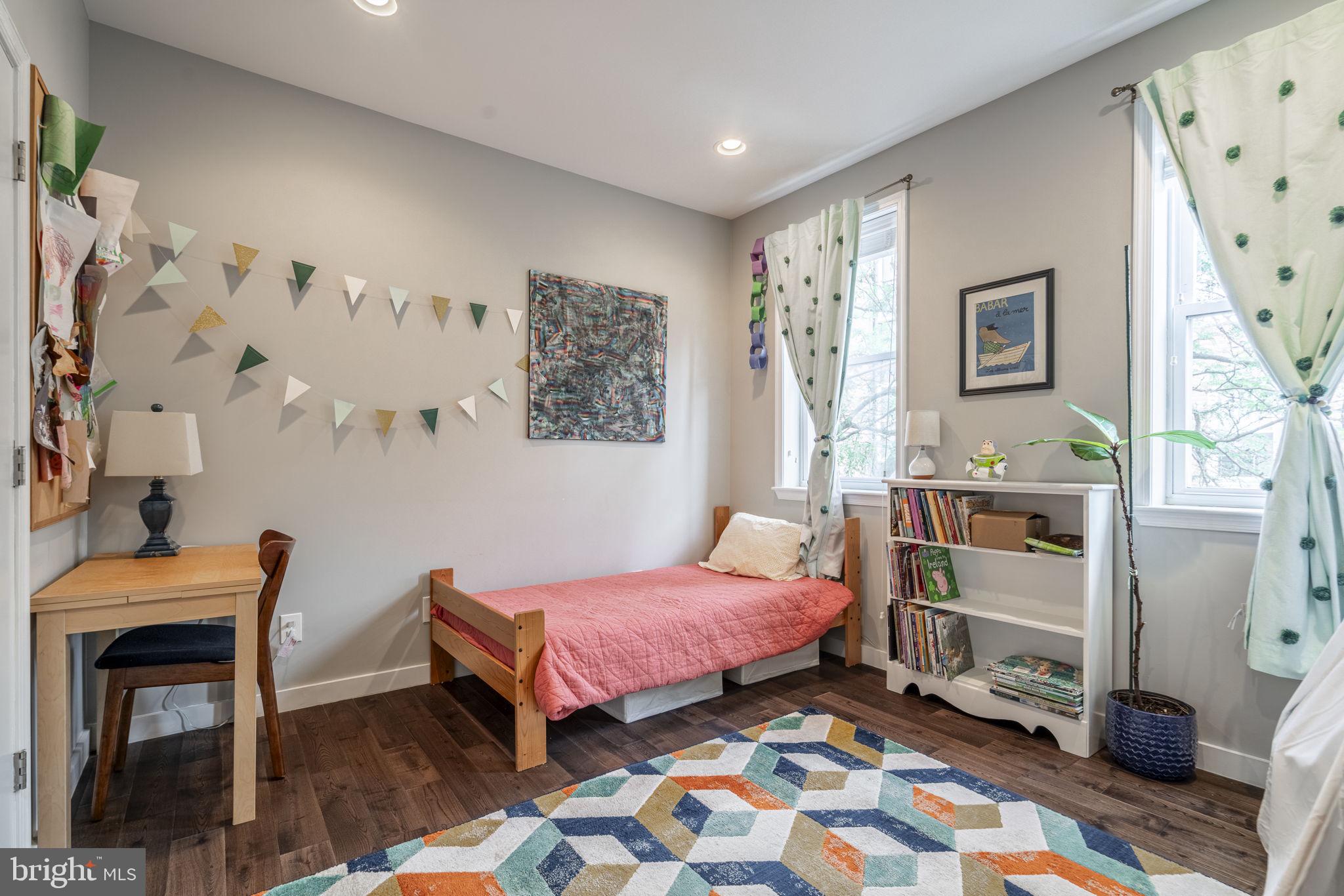 GRADUATE HOSPITAL - Residential