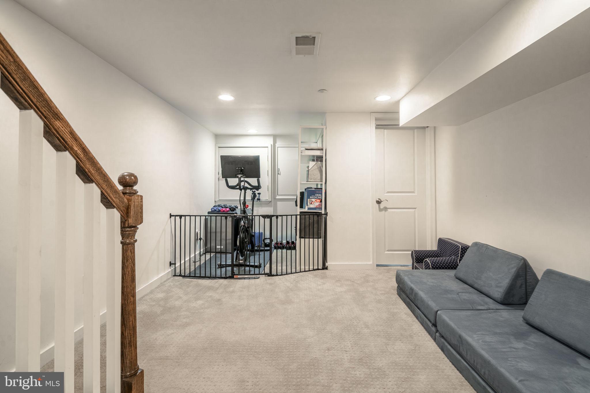 GRADUATE HOSPITAL - Residential