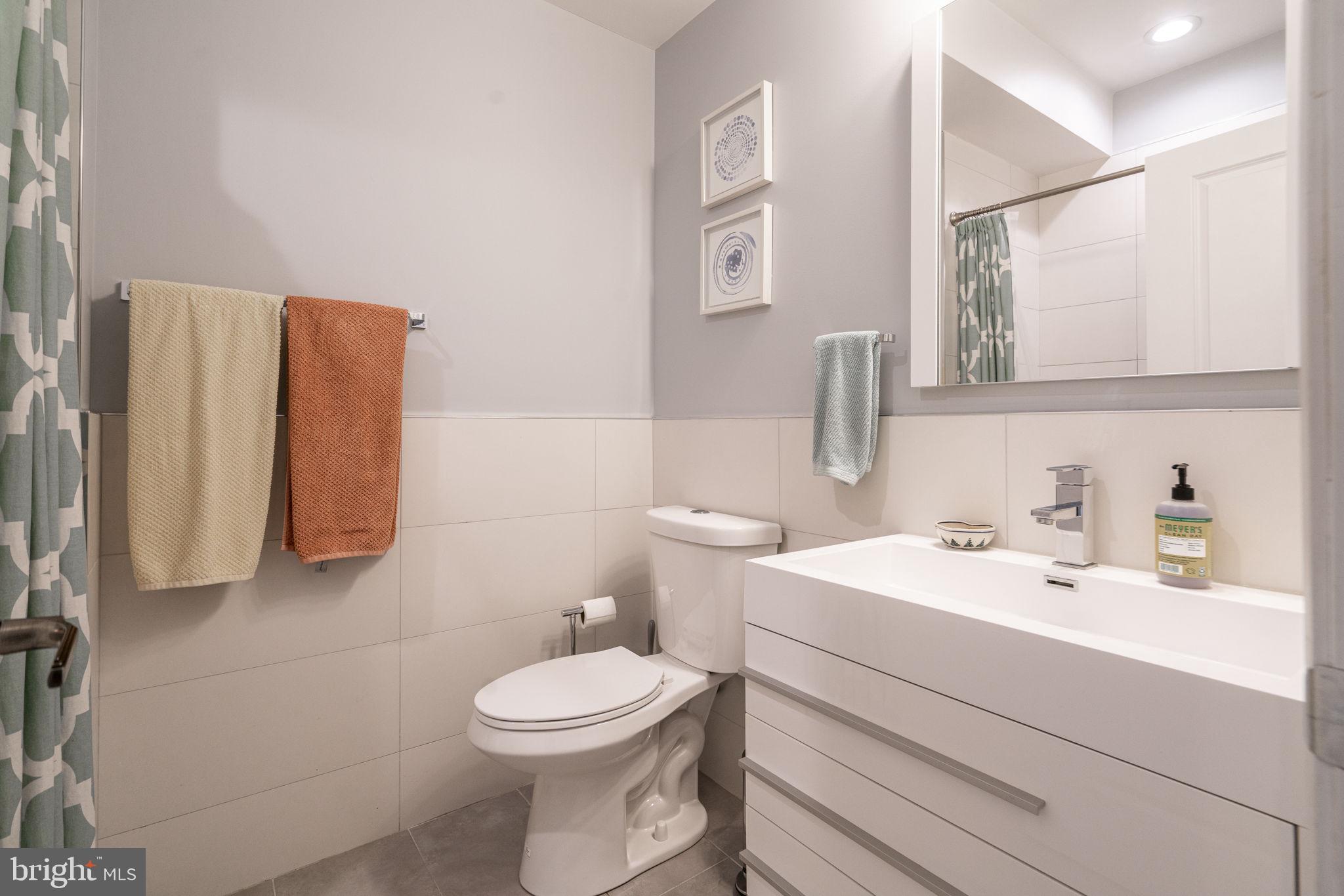 GRADUATE HOSPITAL - Residential