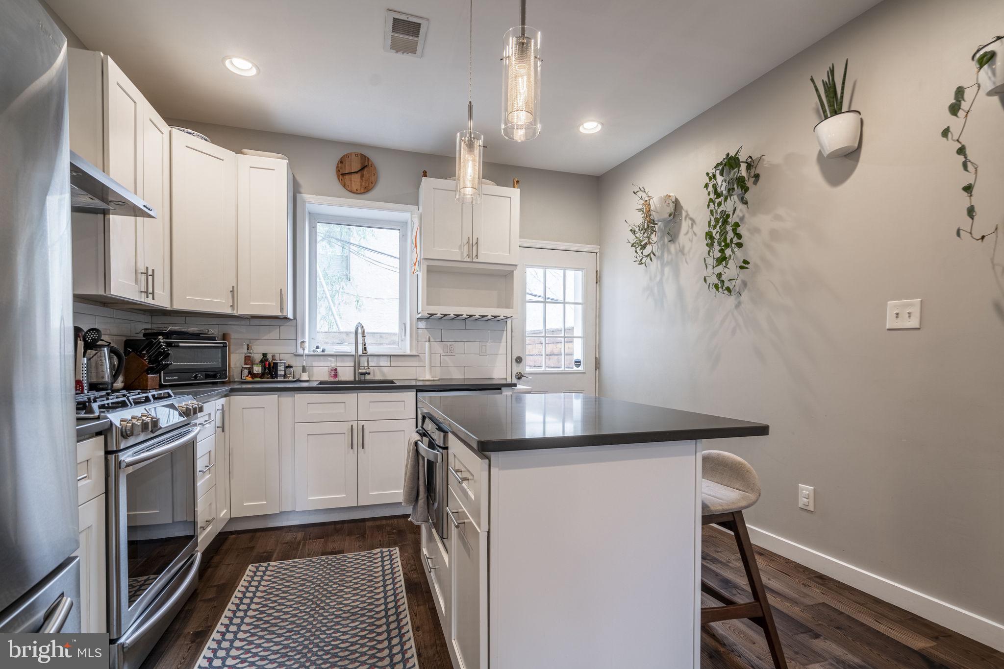 GRADUATE HOSPITAL - Residential