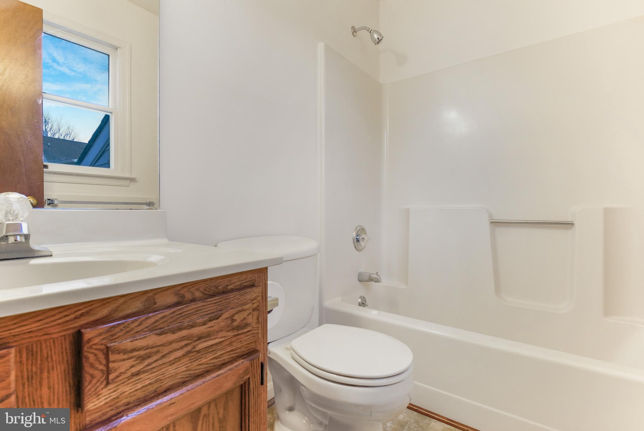 CHANCELLOR GREEN - Residential Lease