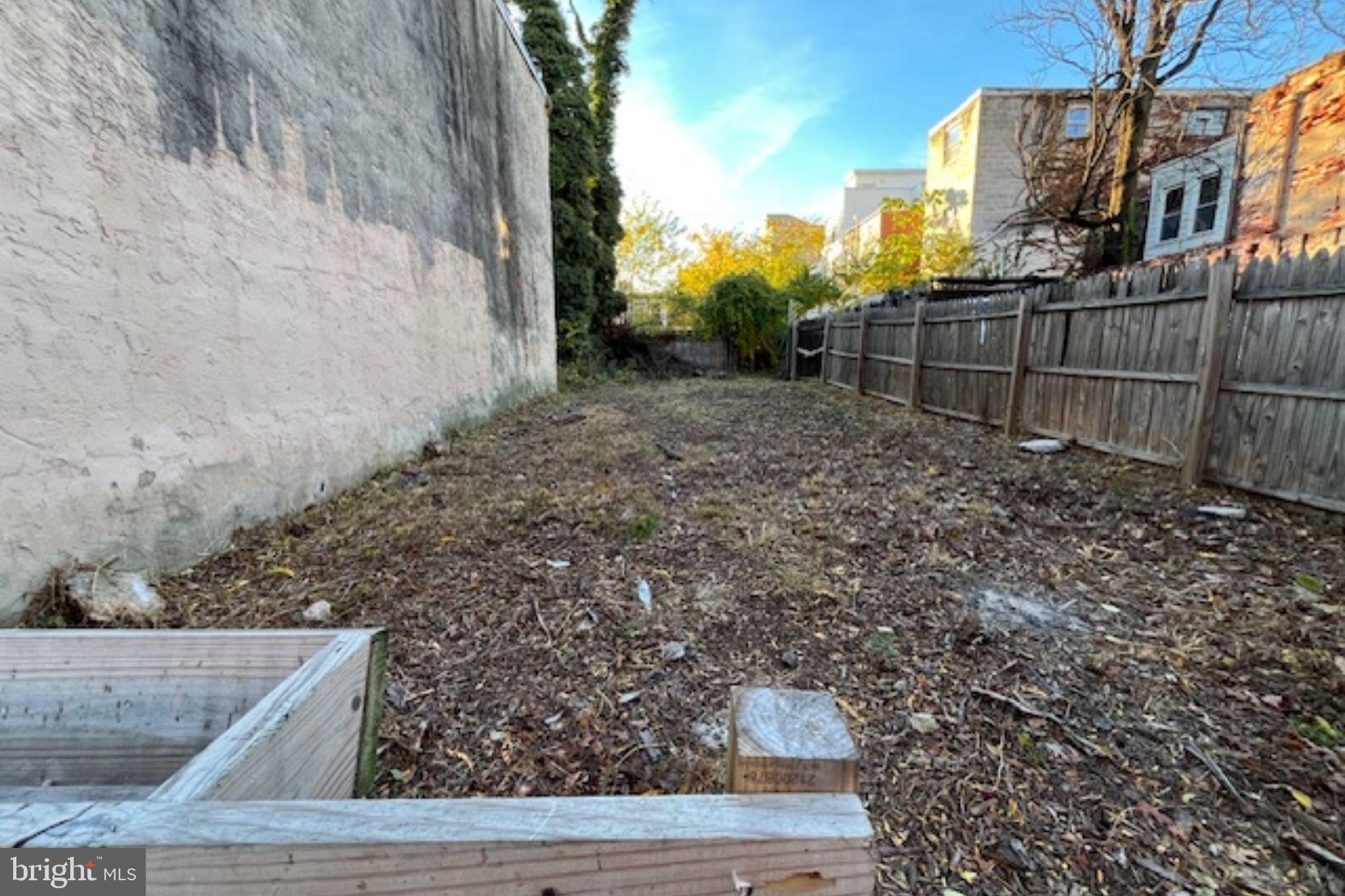 3446 N SYDENHAM STREET