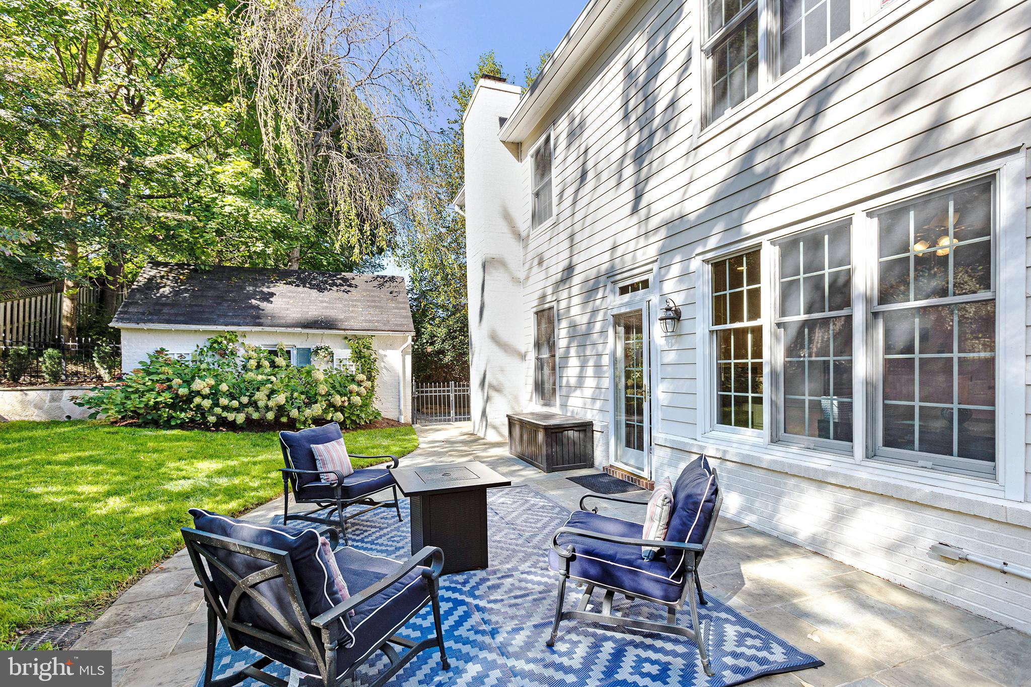 CHEVY CHASE - Residential