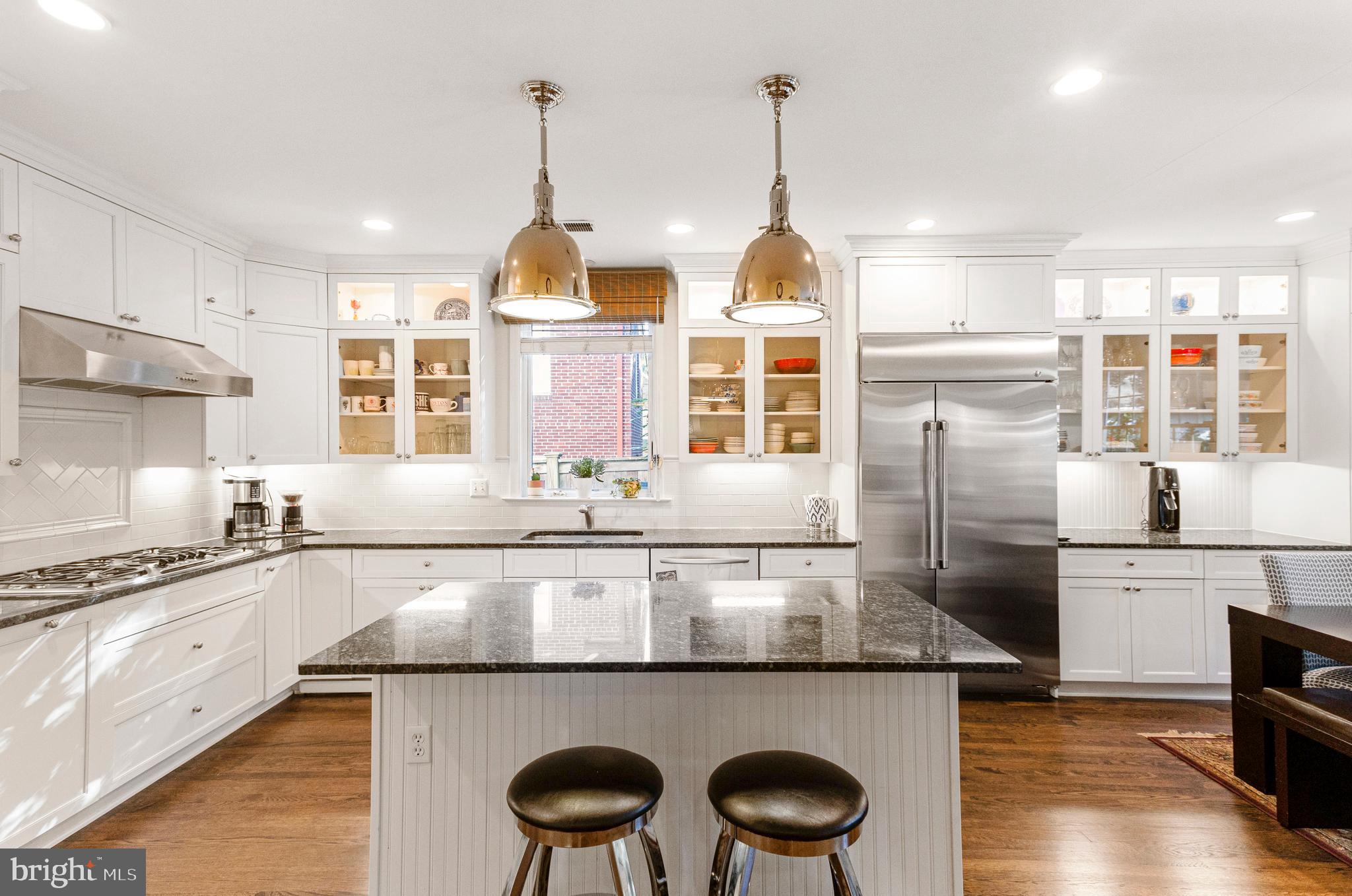 CHEVY CHASE - Residential