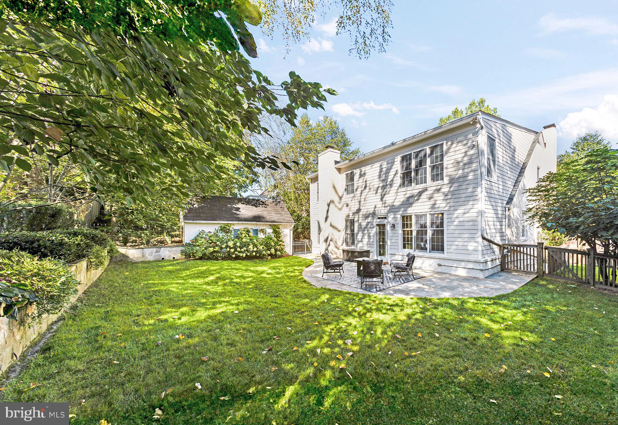 CHEVY CHASE - Residential