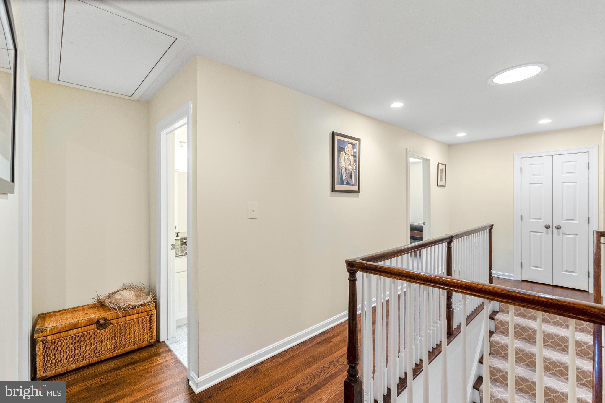 CHEVY CHASE - Residential