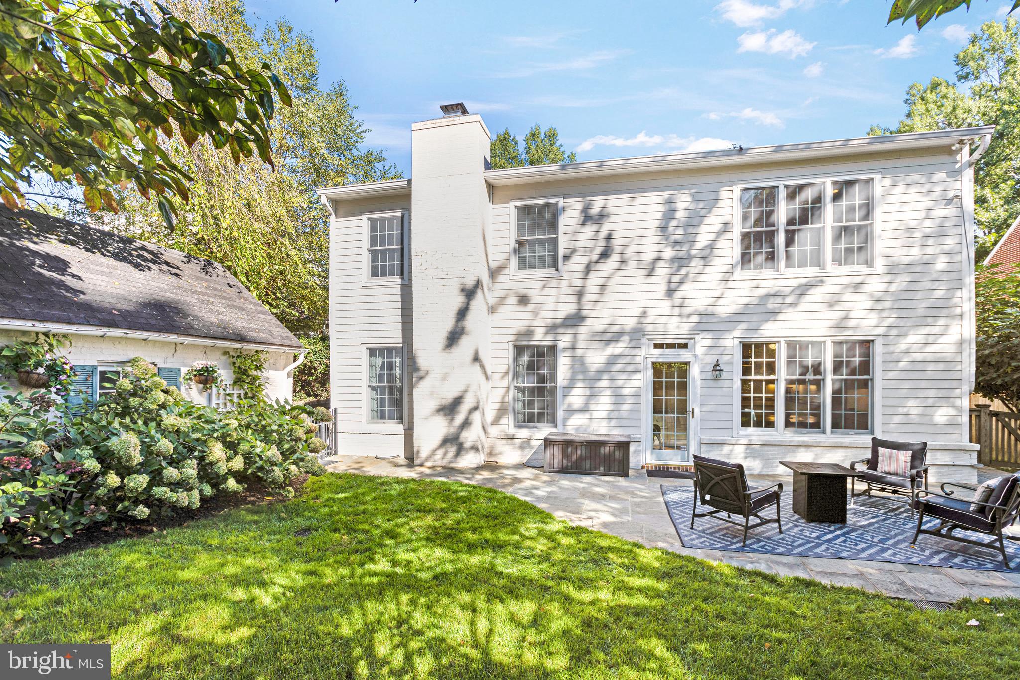 CHEVY CHASE - Residential